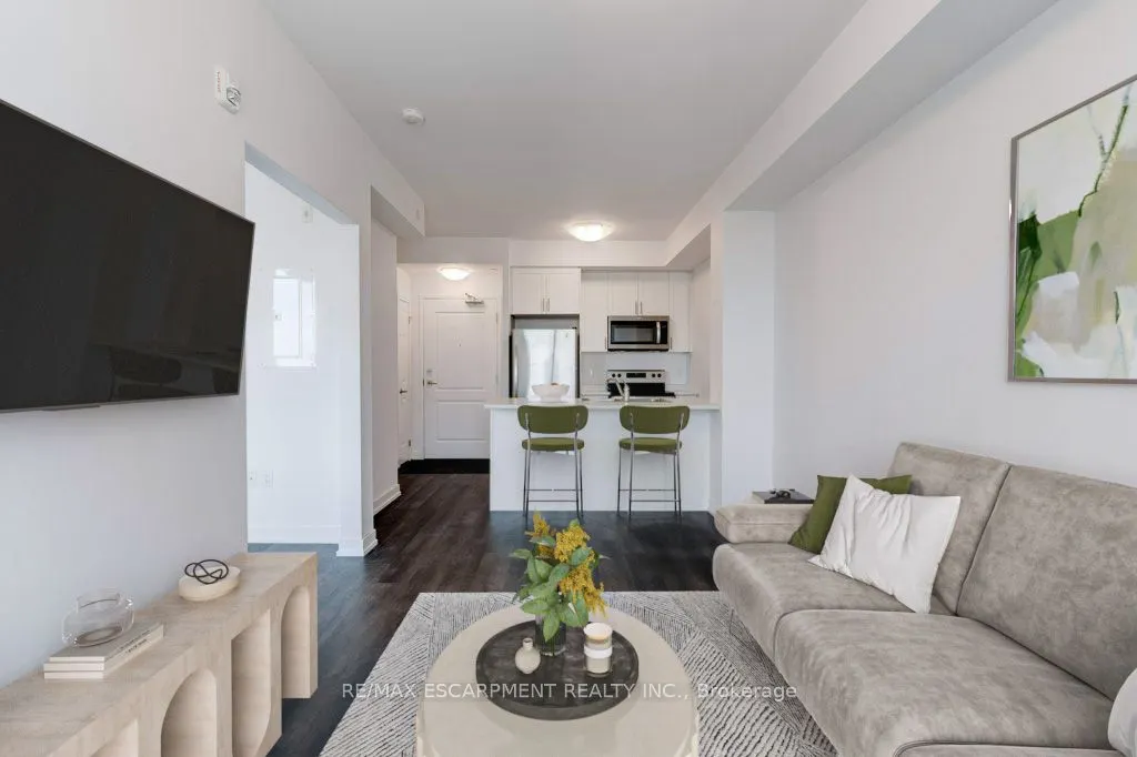 5055 Greenlane Road, #213