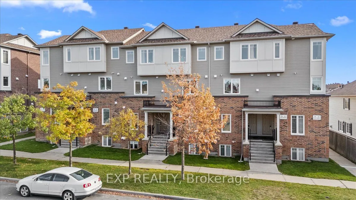 290 Espin Heights, #290