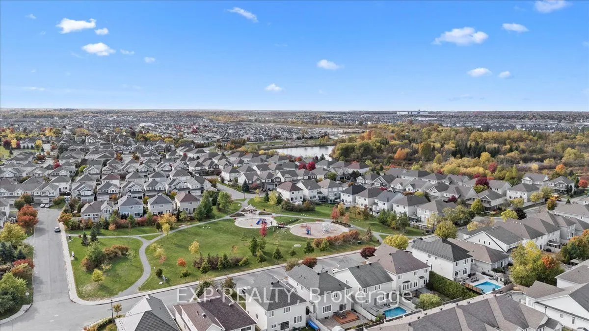 290 Espin Heights, #290
