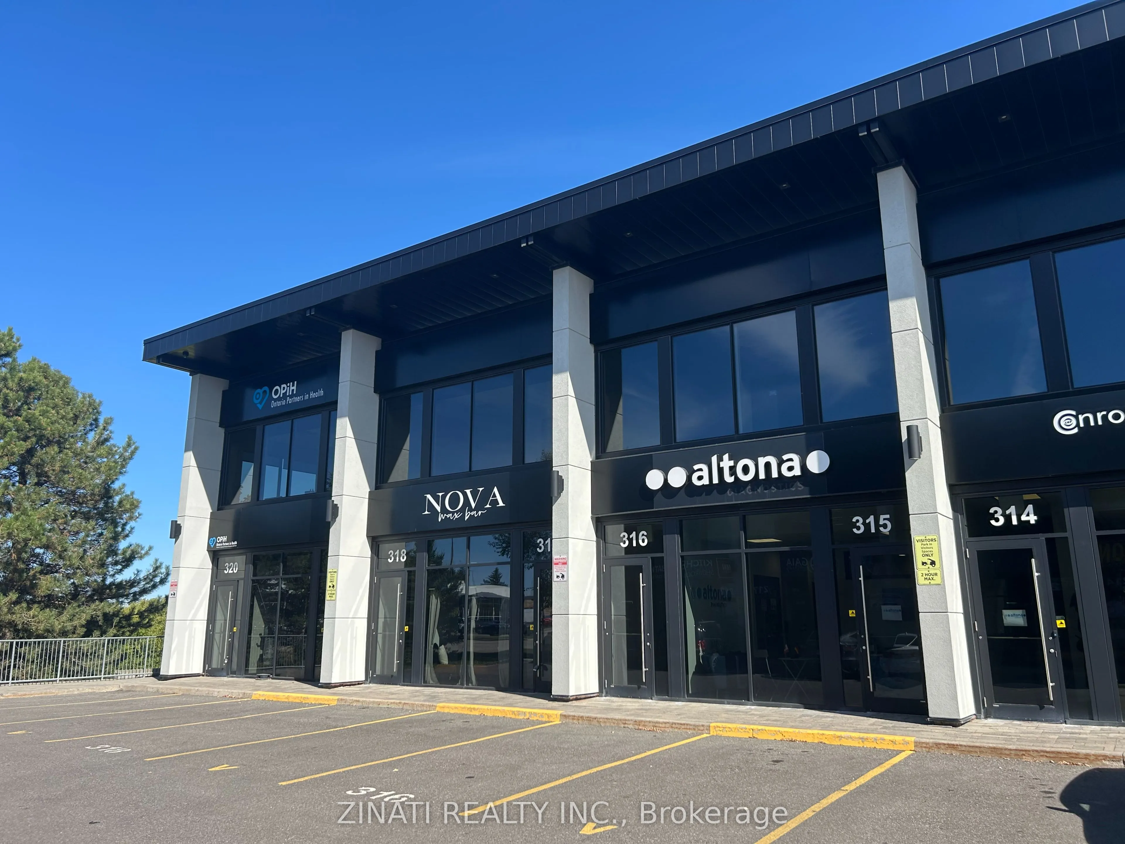 2310 St. Laurent Boulevard, #318