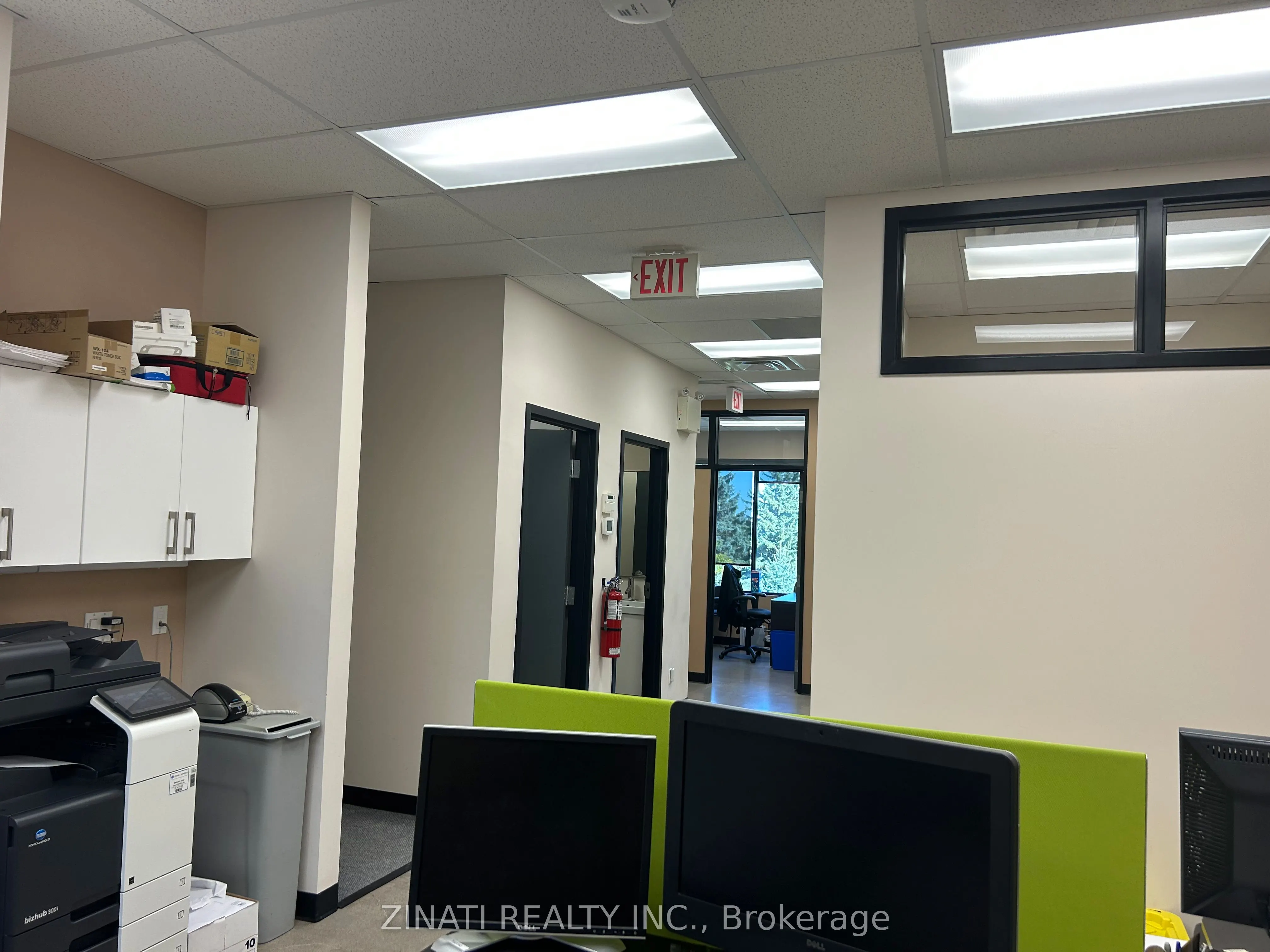 2310 St. Laurent Boulevard, #318