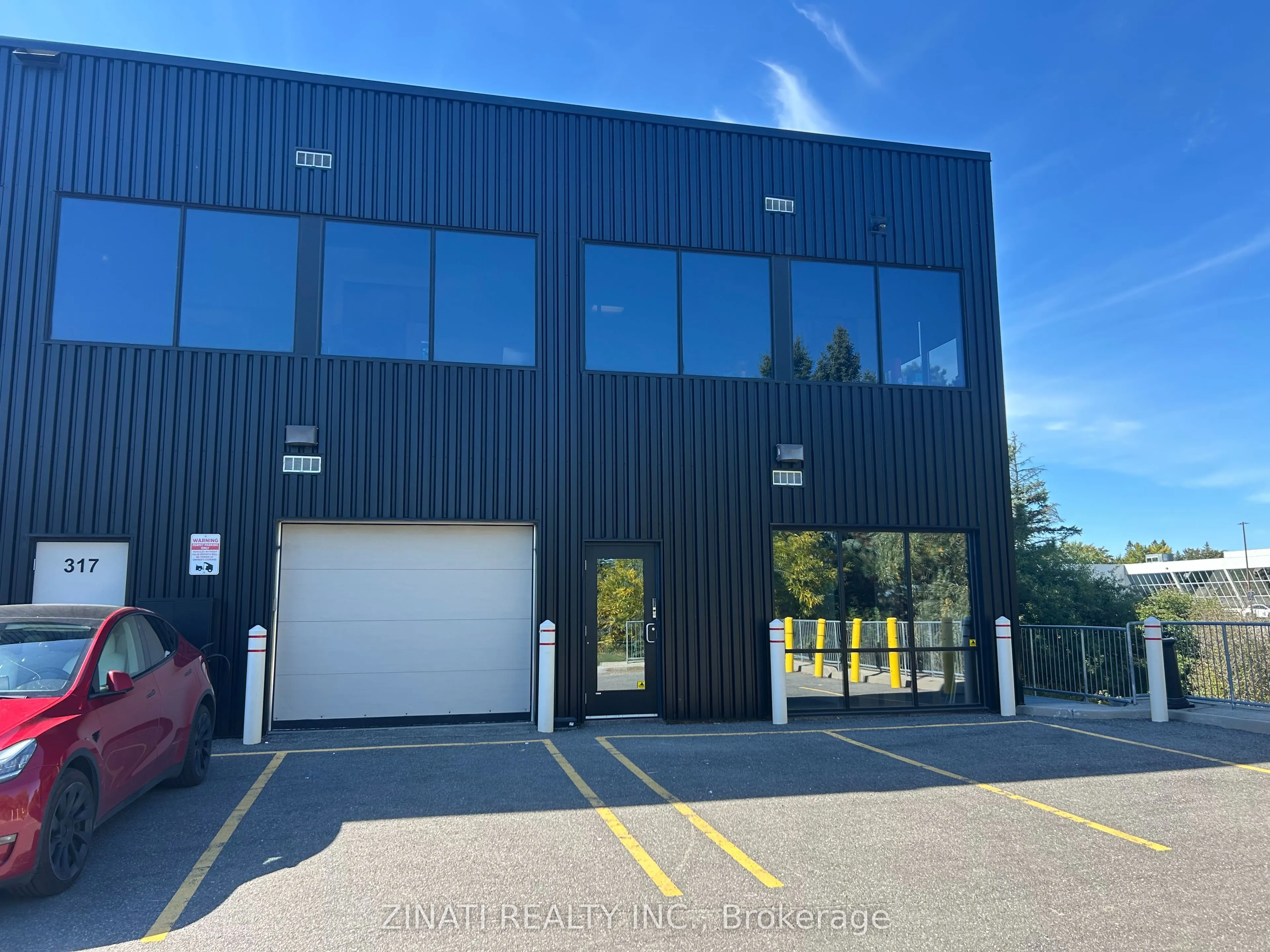 2310 St. Laurent Boulevard, #317