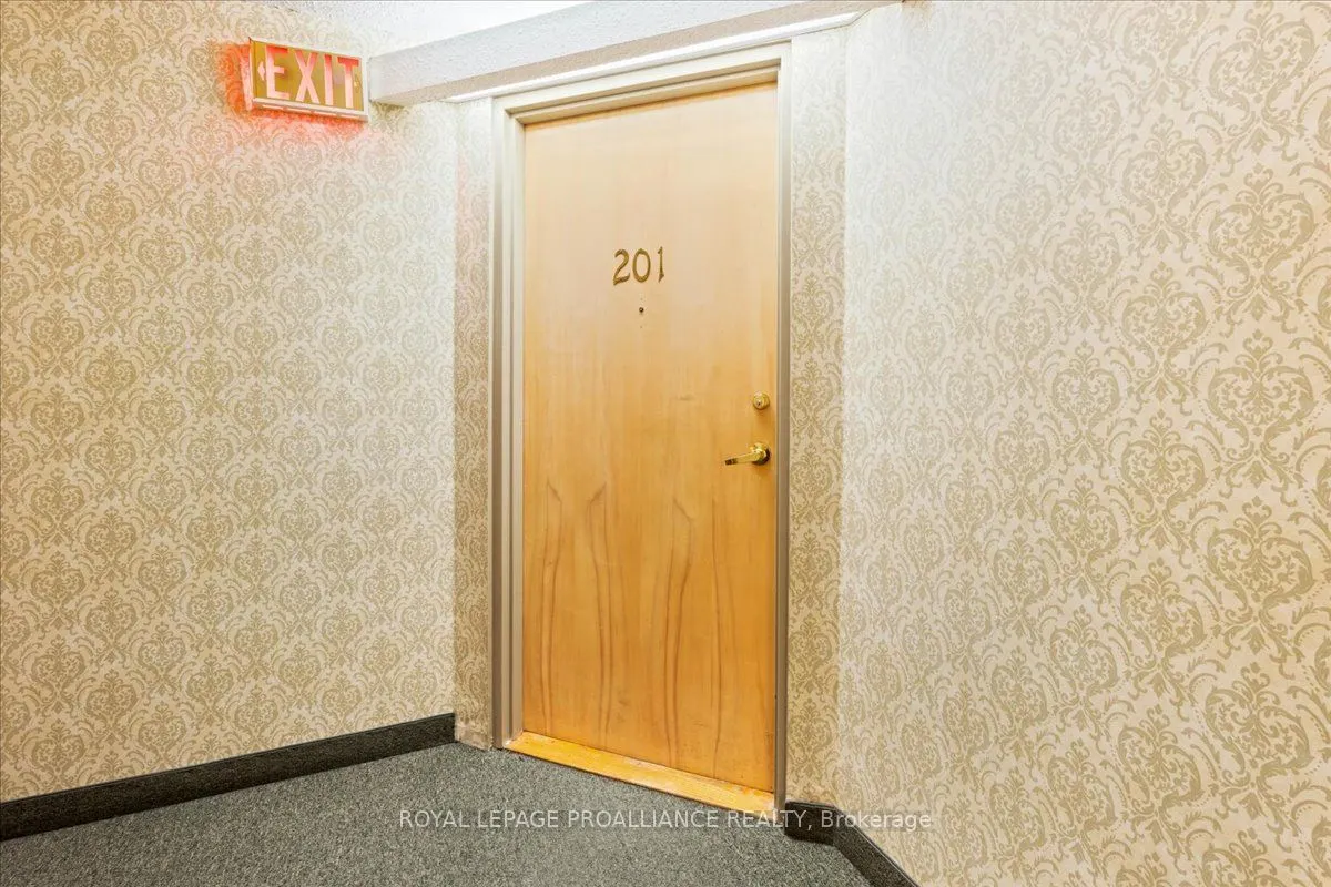 344 Front Street, #201