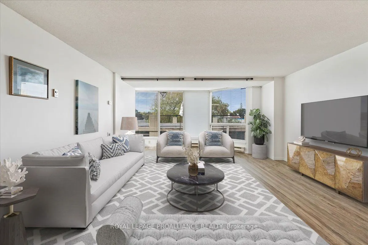 344 Front Street, #201