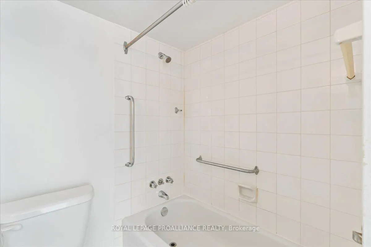 344 Front Street, #201