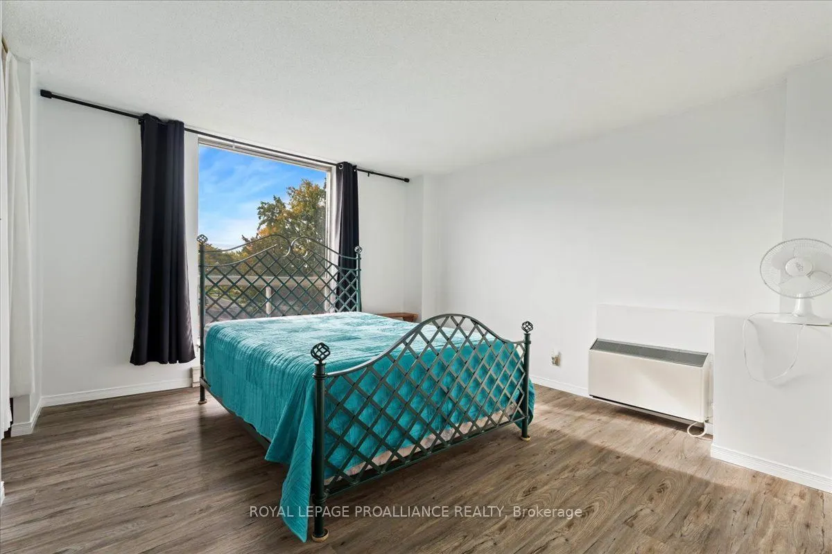 344 Front Street, #201