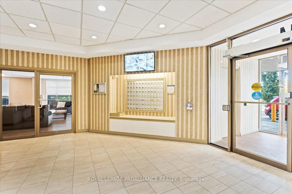 344 Front Street, #201