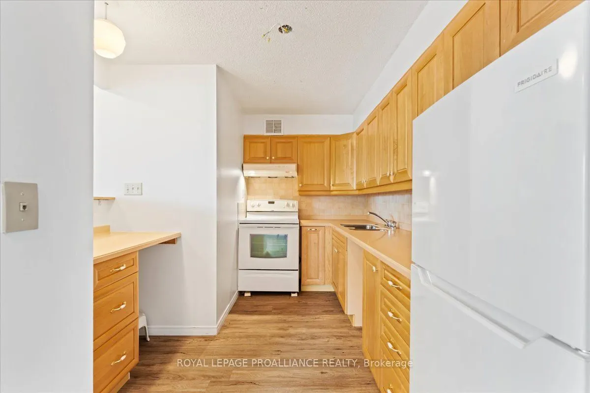 344 Front Street, #201