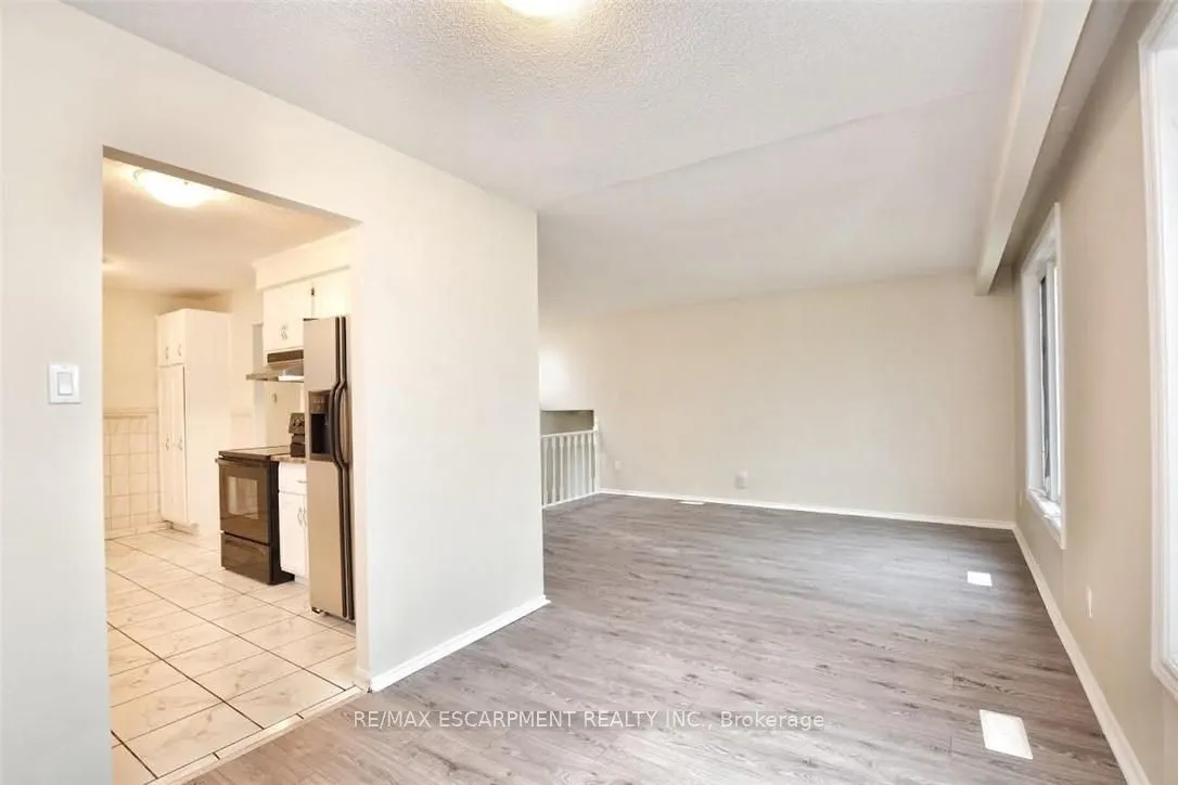 45 Edwina Place, #1