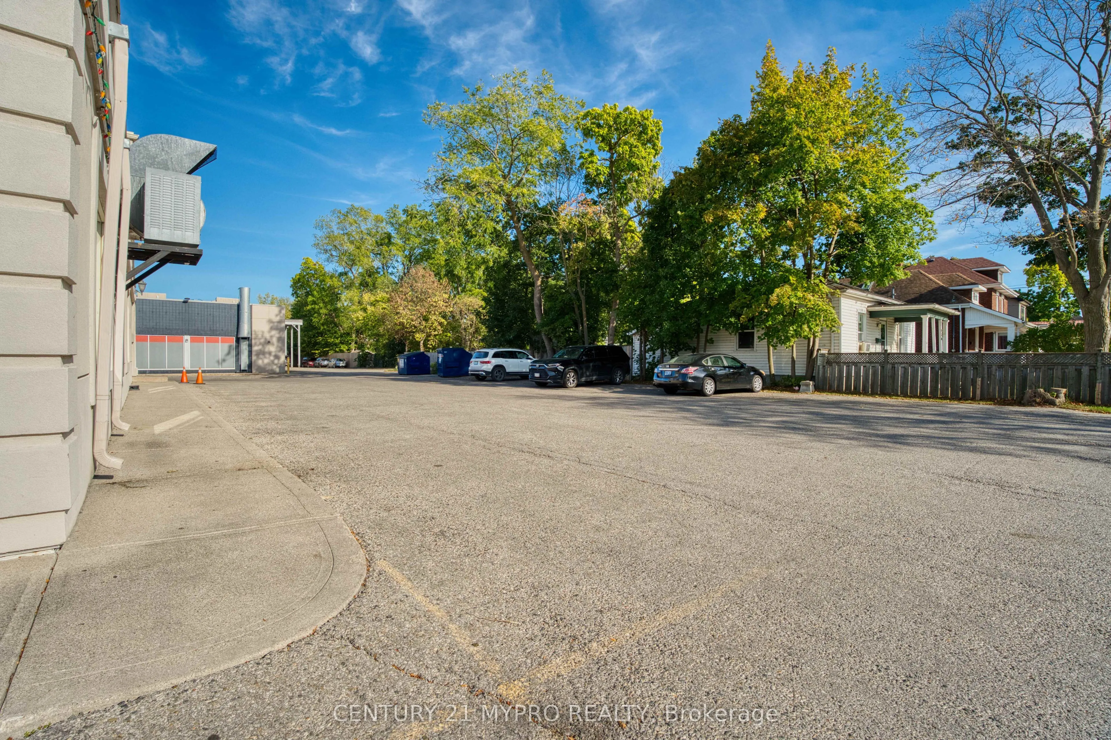 339 Horton Street E, #104