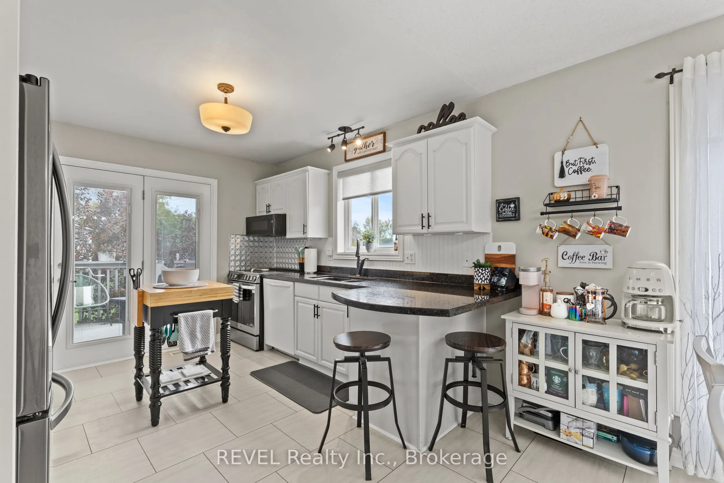 360 Antoinette Road
