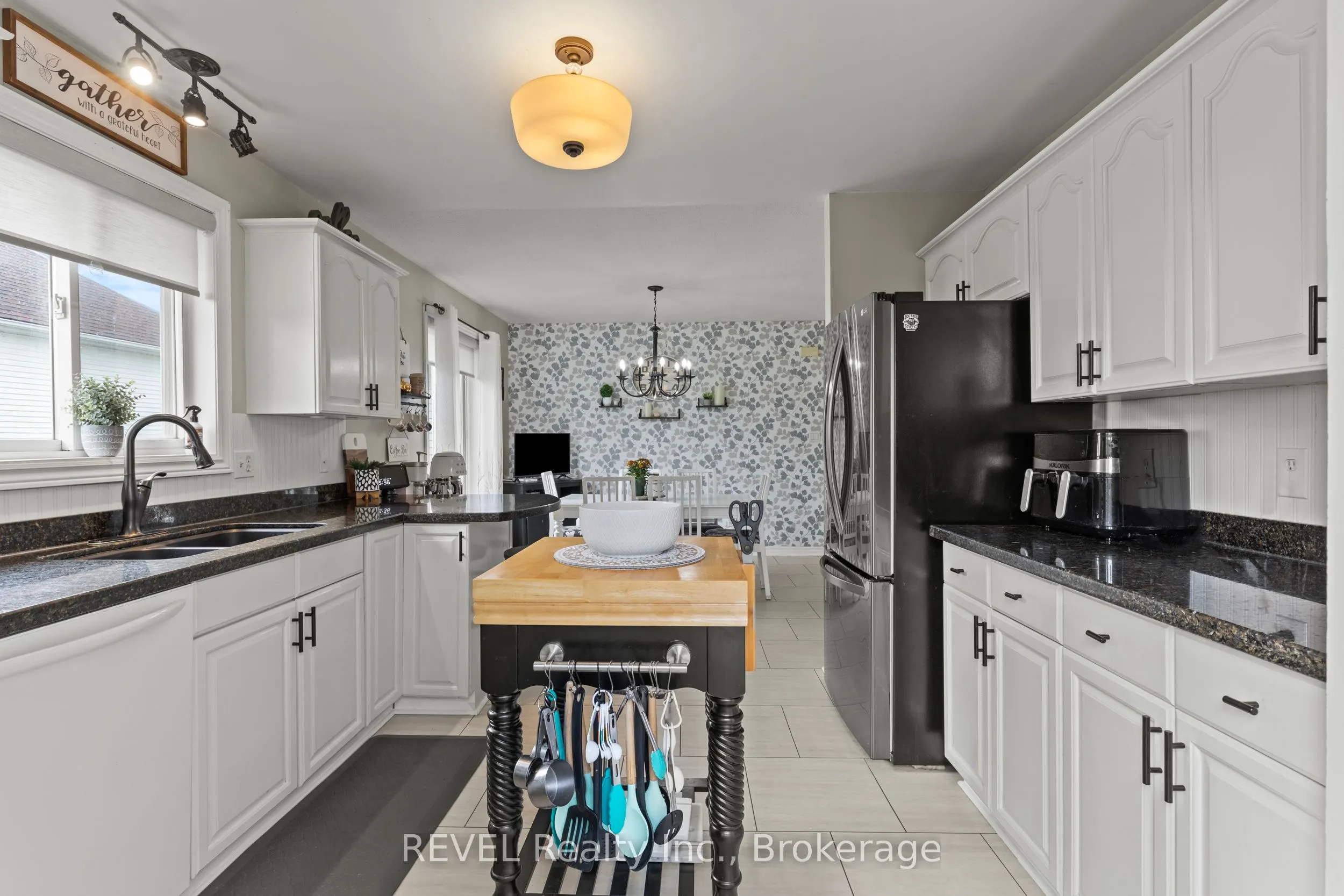 360 Antoinette Road