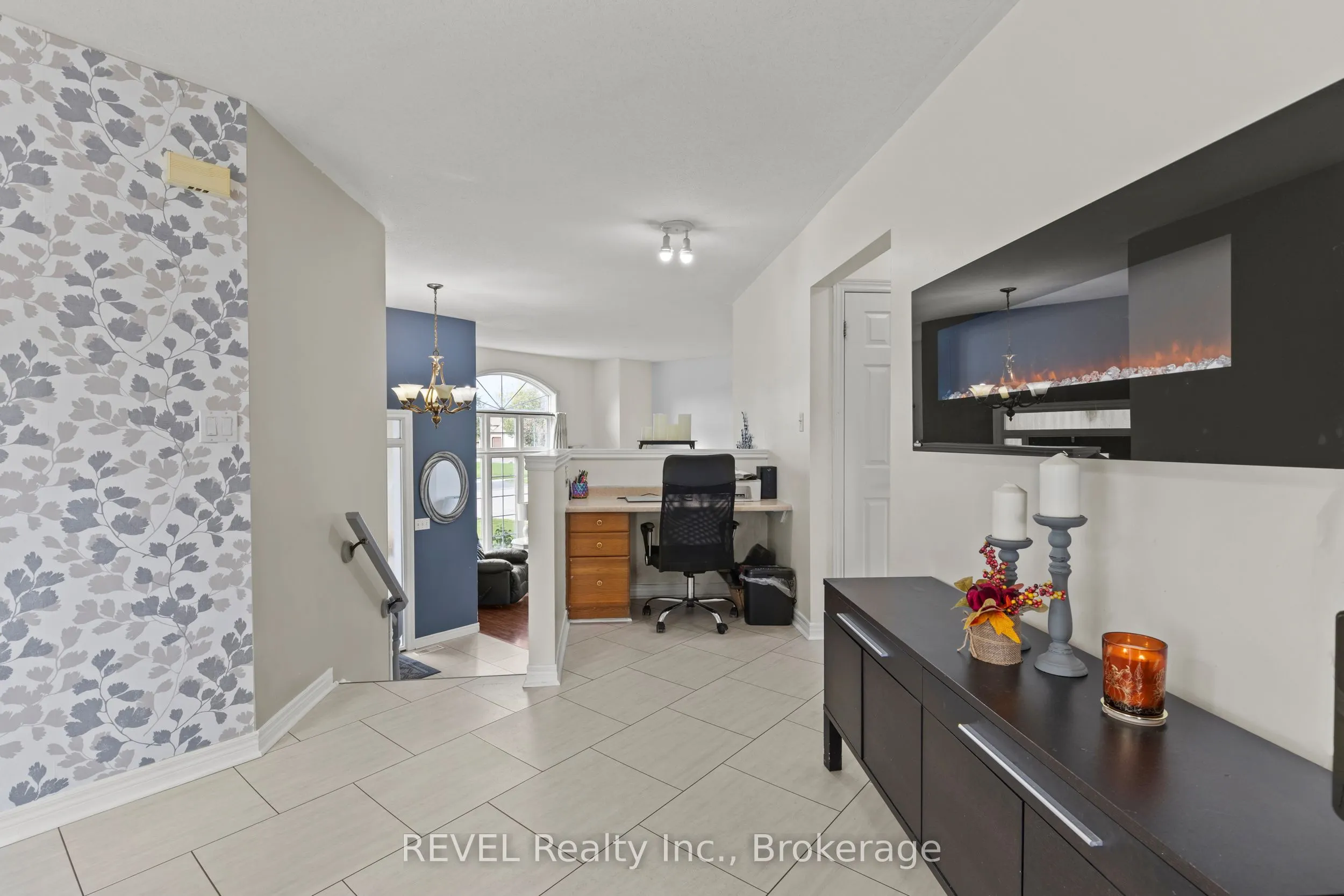 360 Antoinette Road