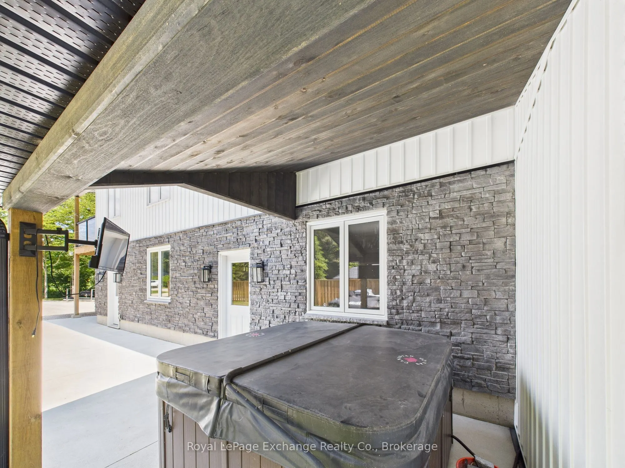 127 Hemlock Street