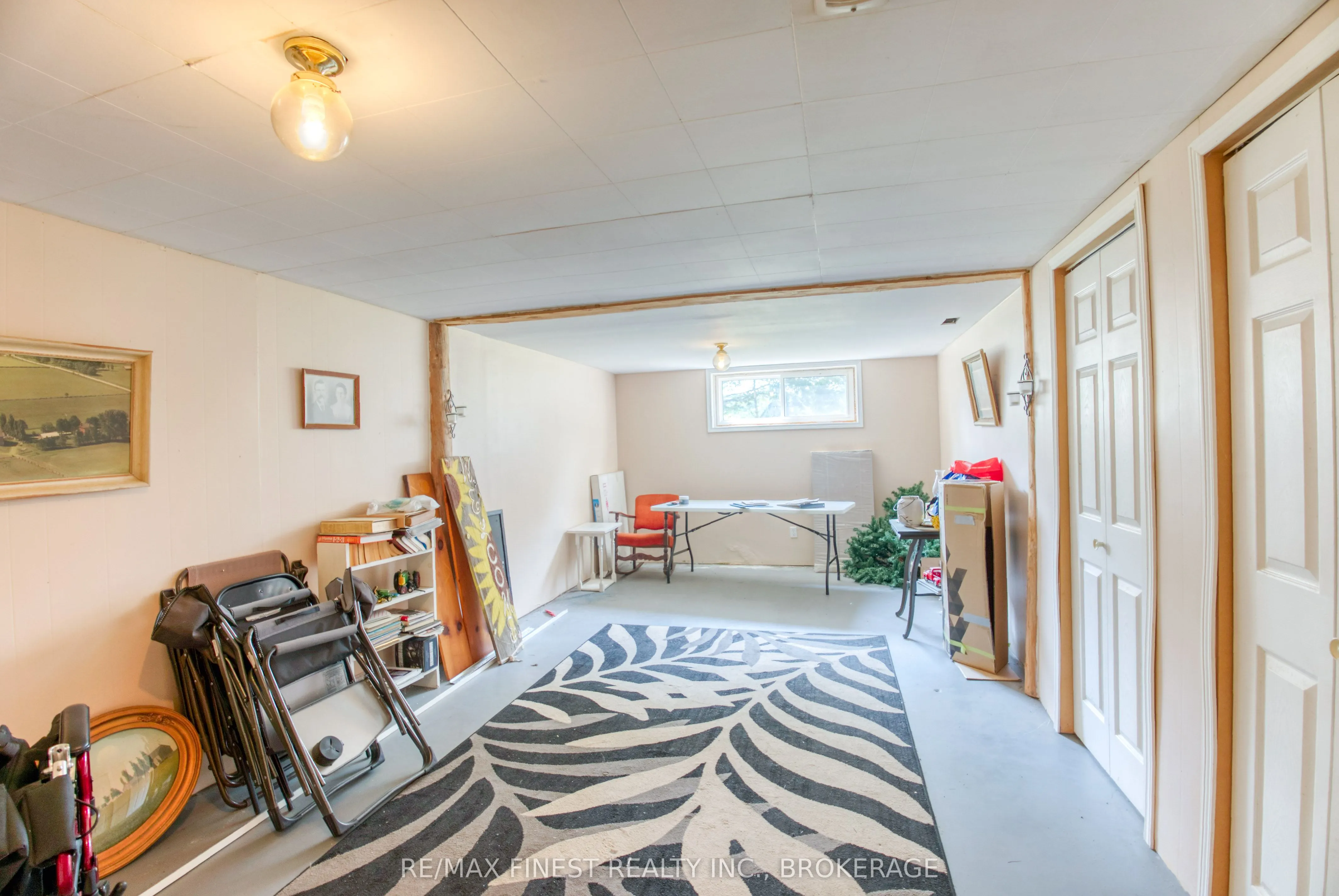 1286 Brock Road