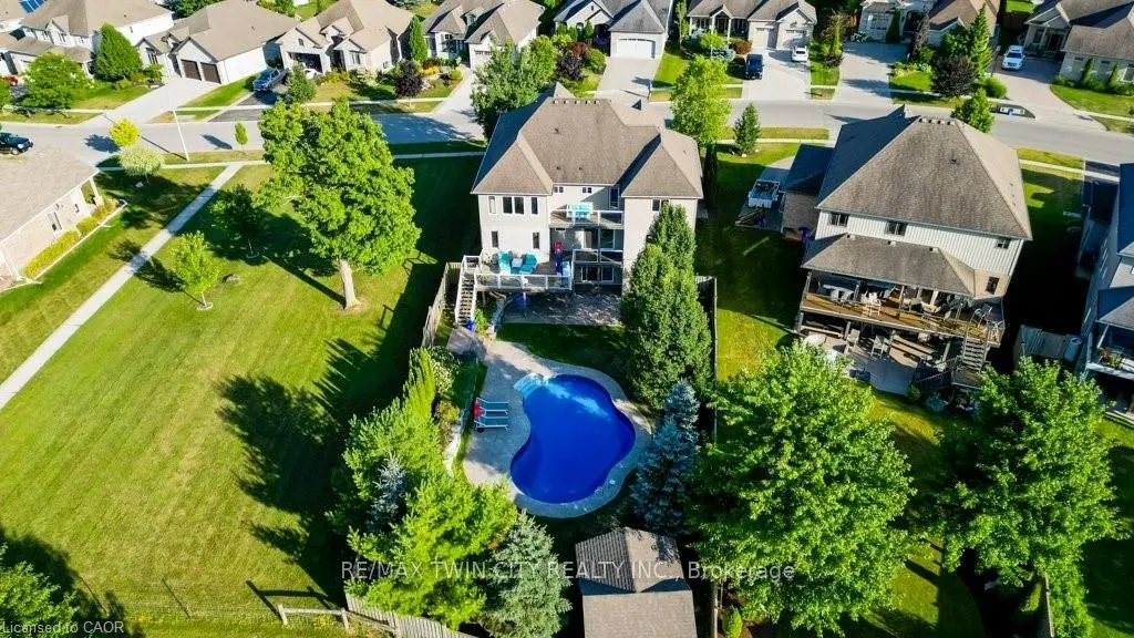 215 Hostetler Road