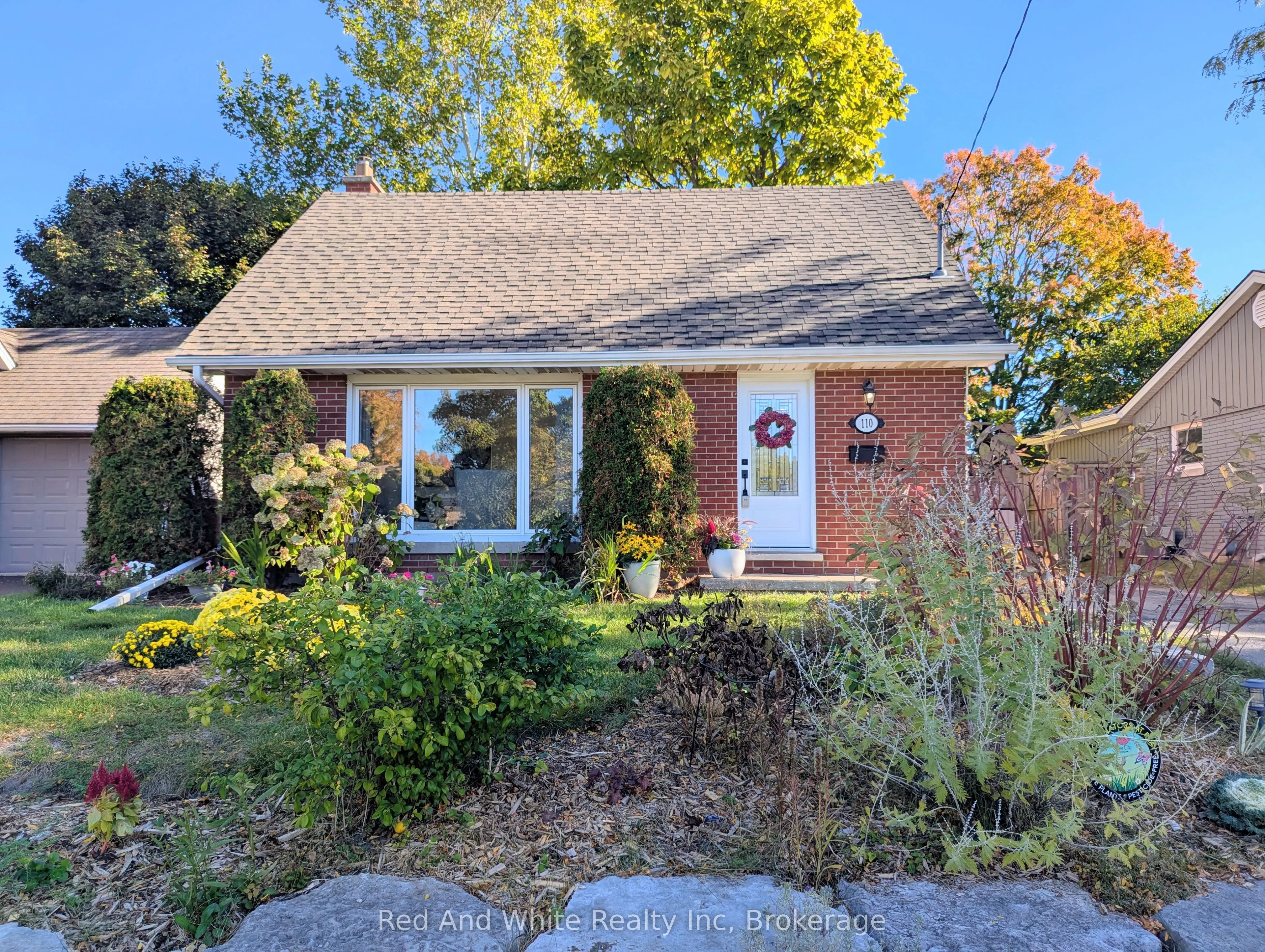 110 Ellis Crescent S