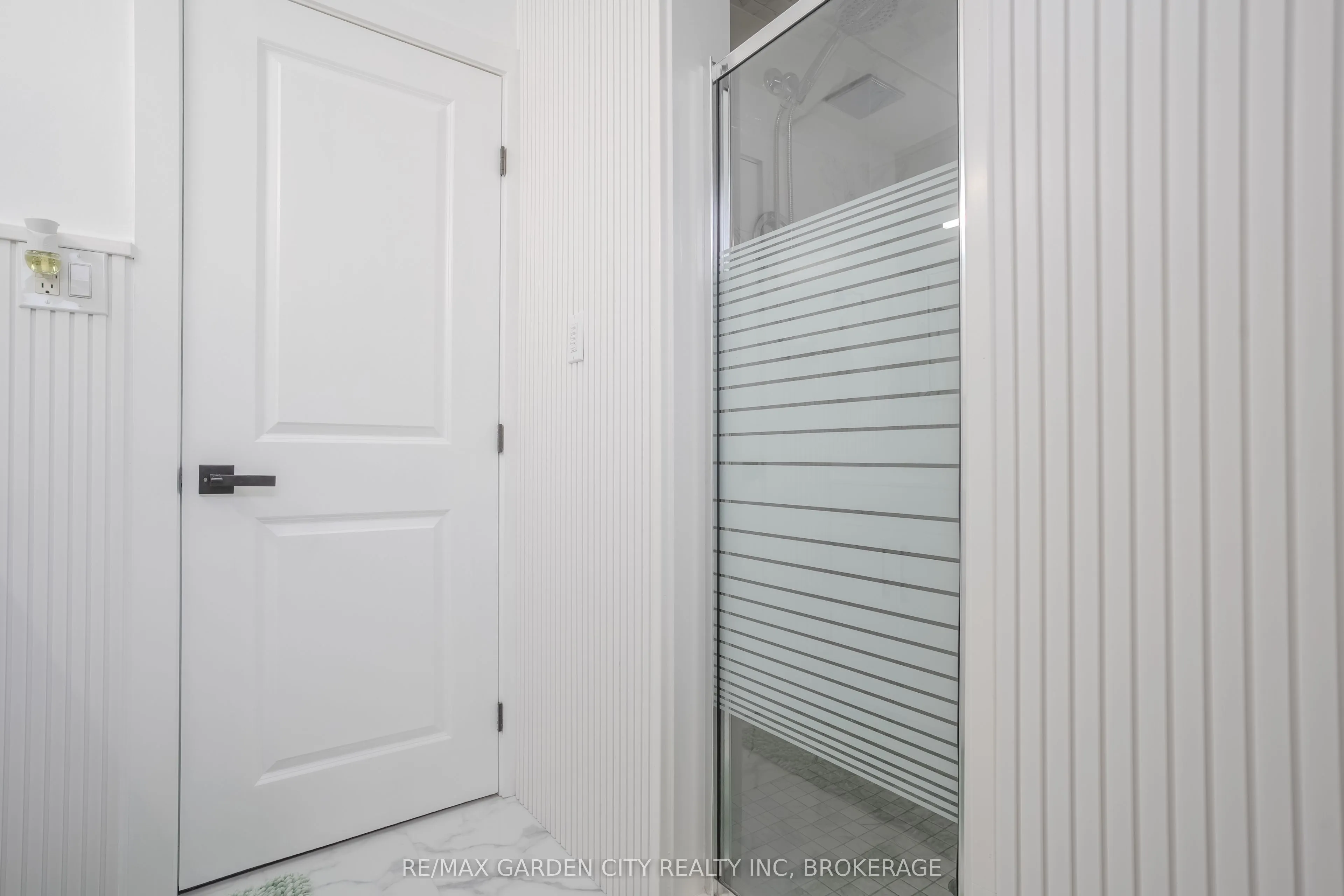53 Brant Avenue