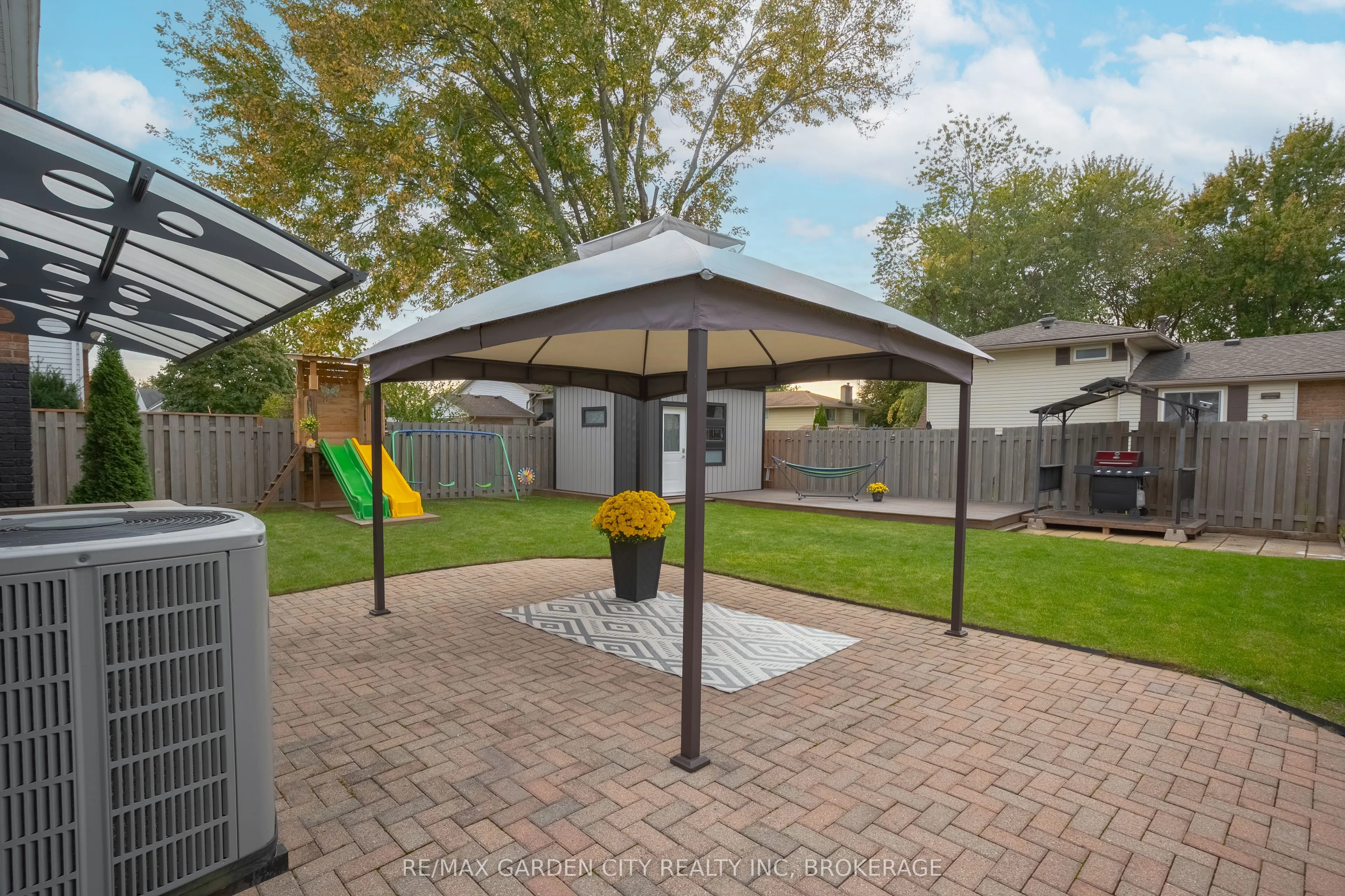 53 Brant Avenue