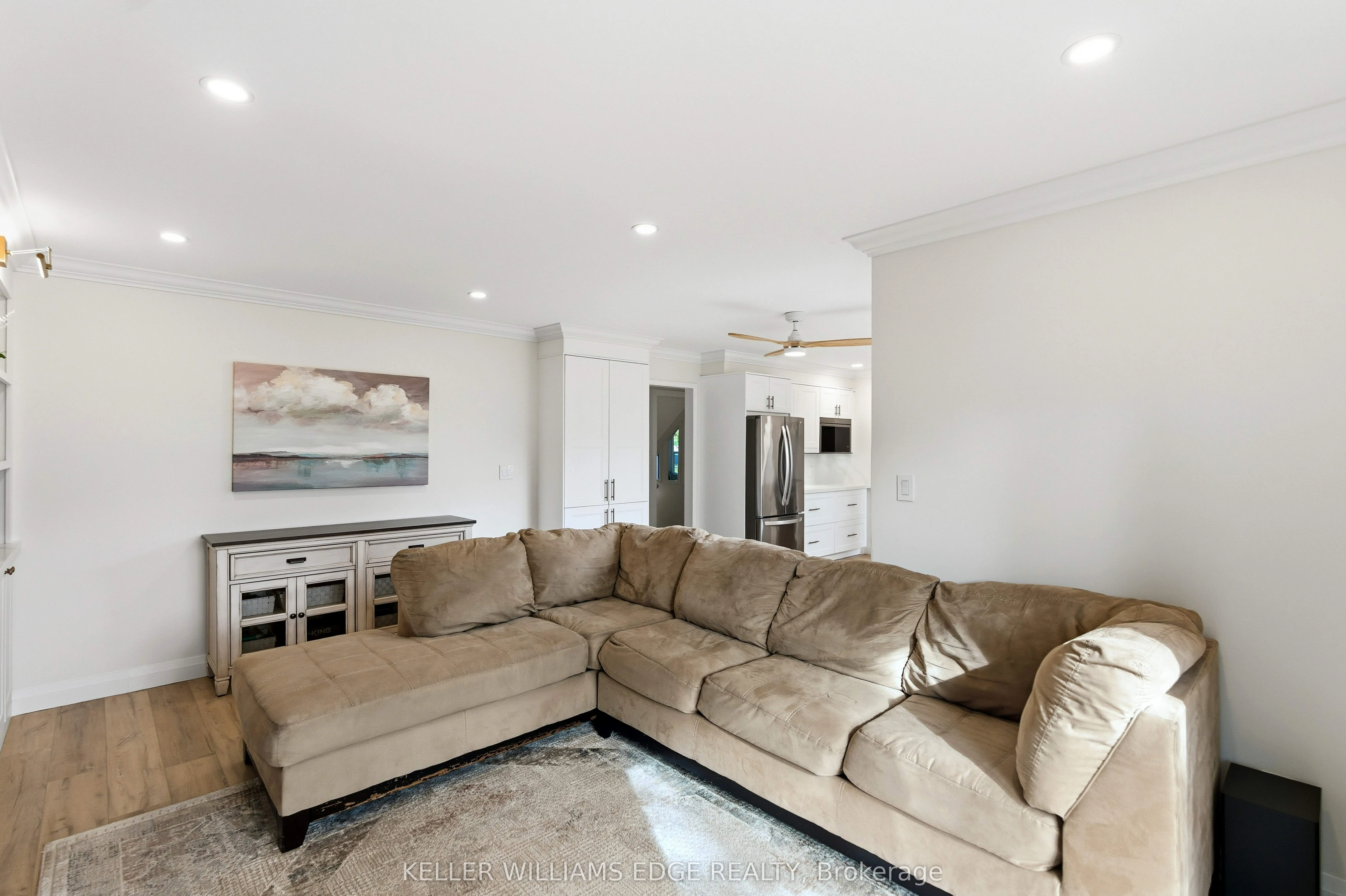 2 GIFFIN Road
