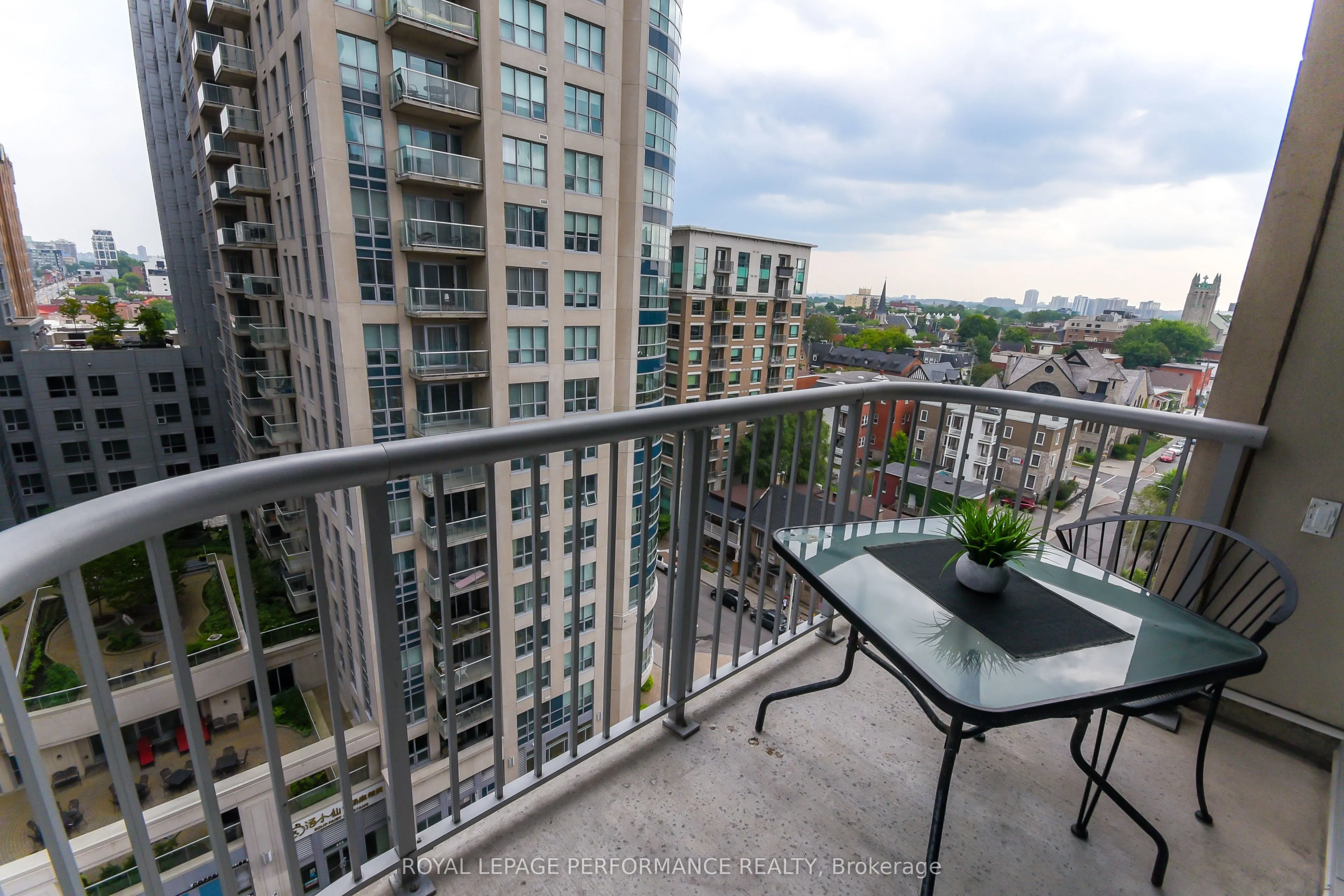 234 Rideau Street, #1107