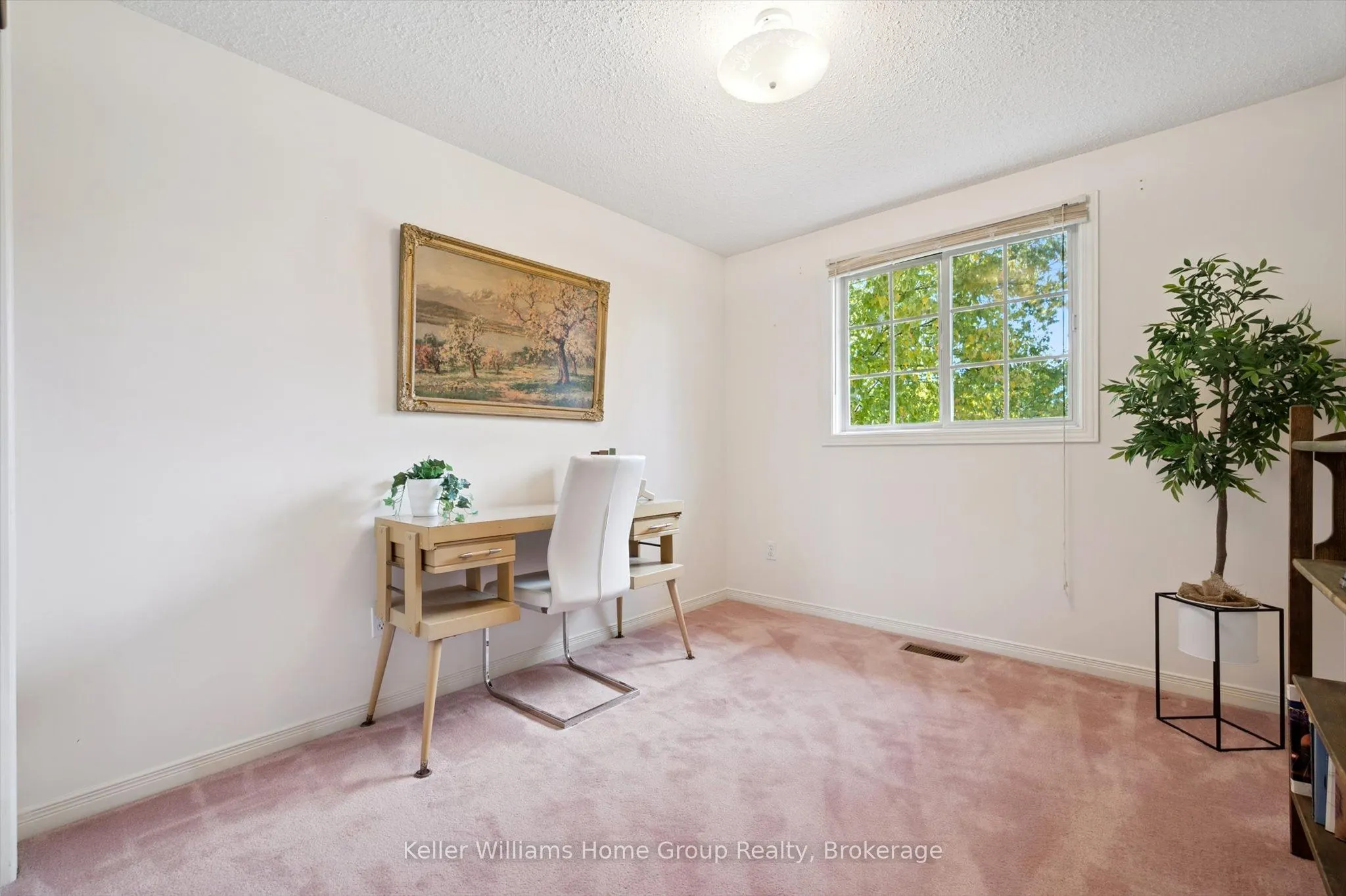 108 Lou Hilts Crescent