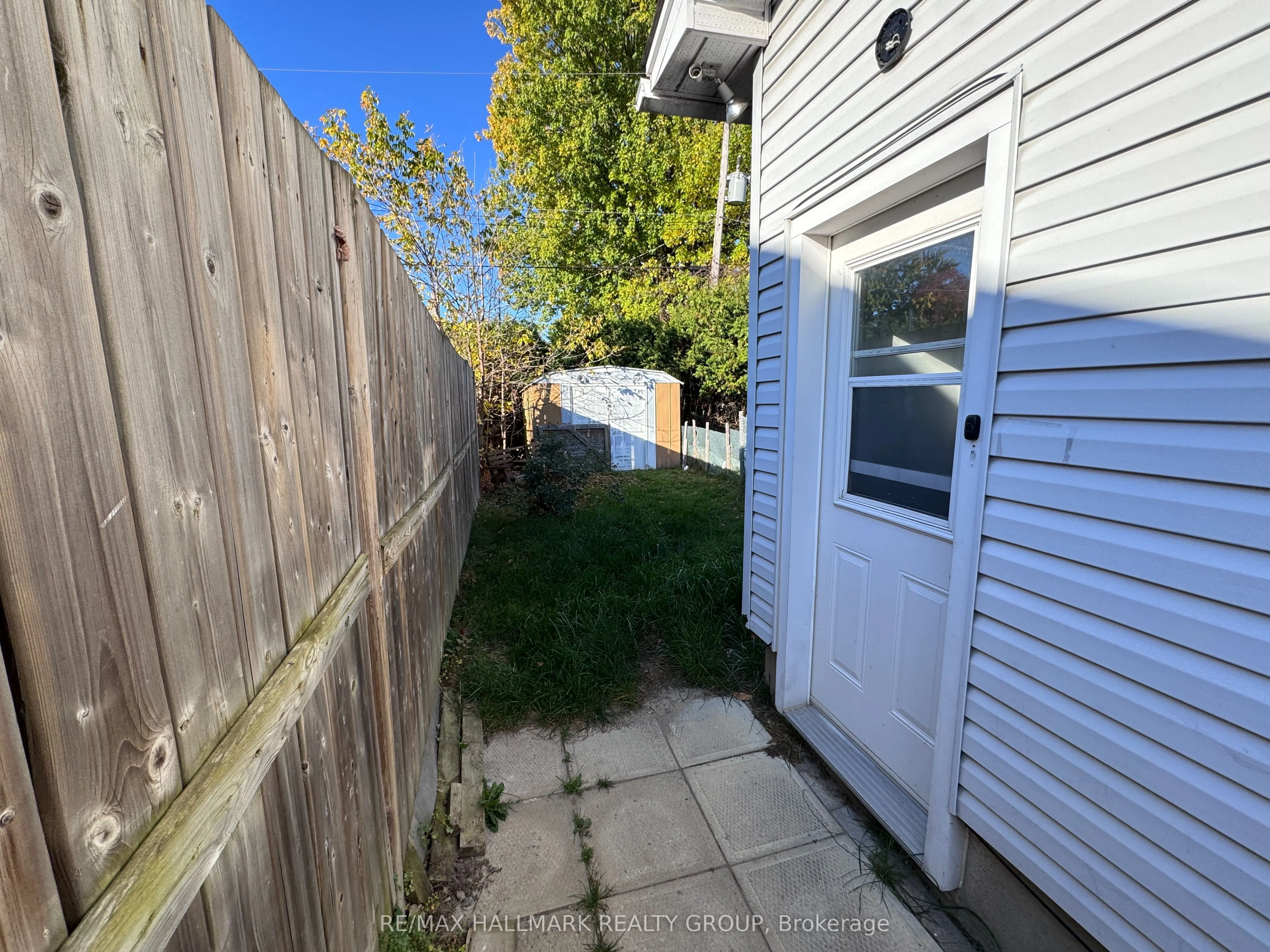 820-B WILLOW Avenue