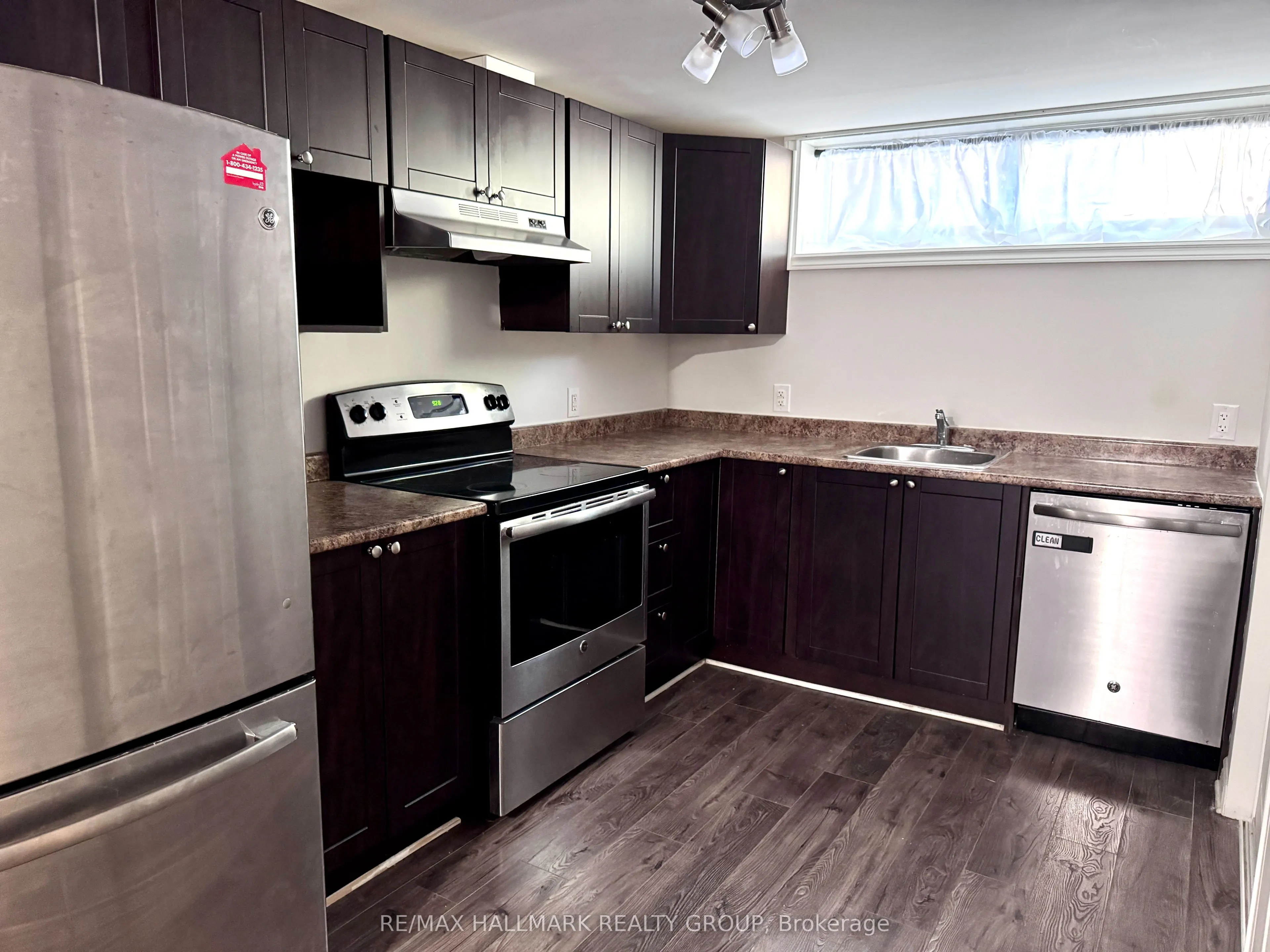 820-B WILLOW Avenue
