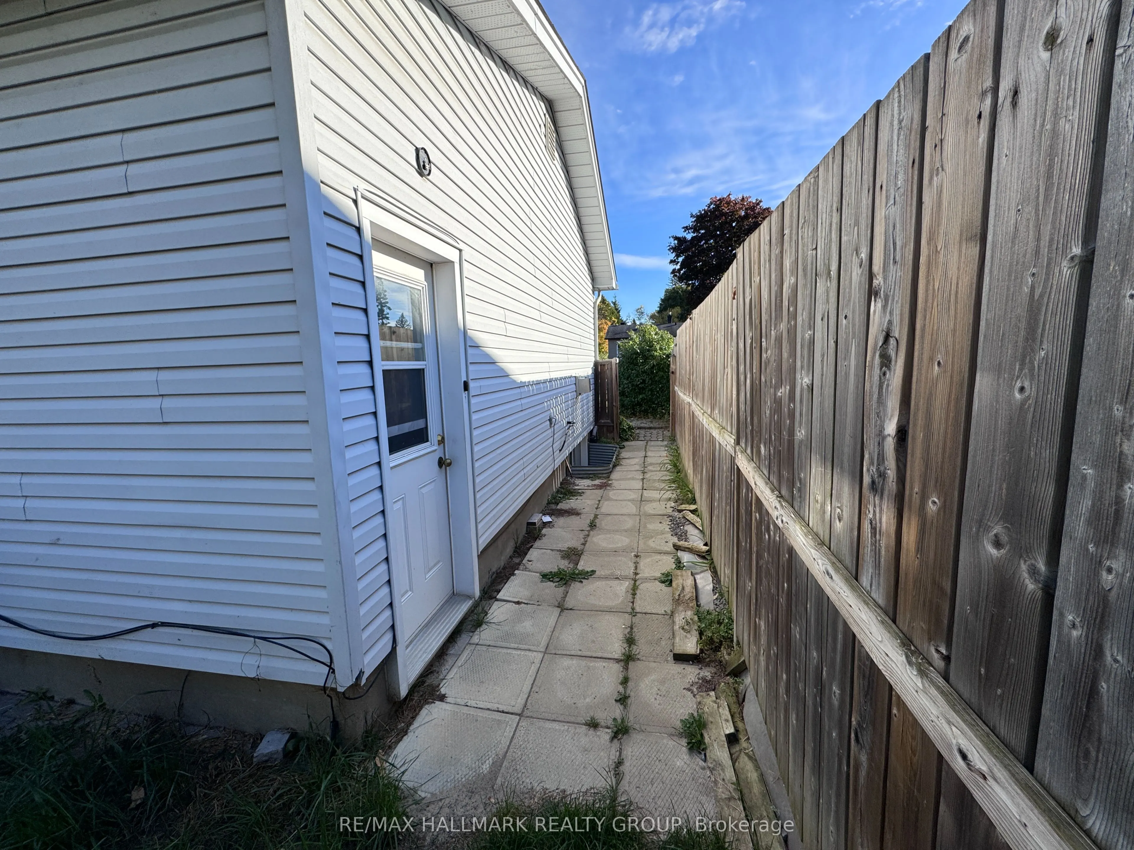 820-B WILLOW Avenue