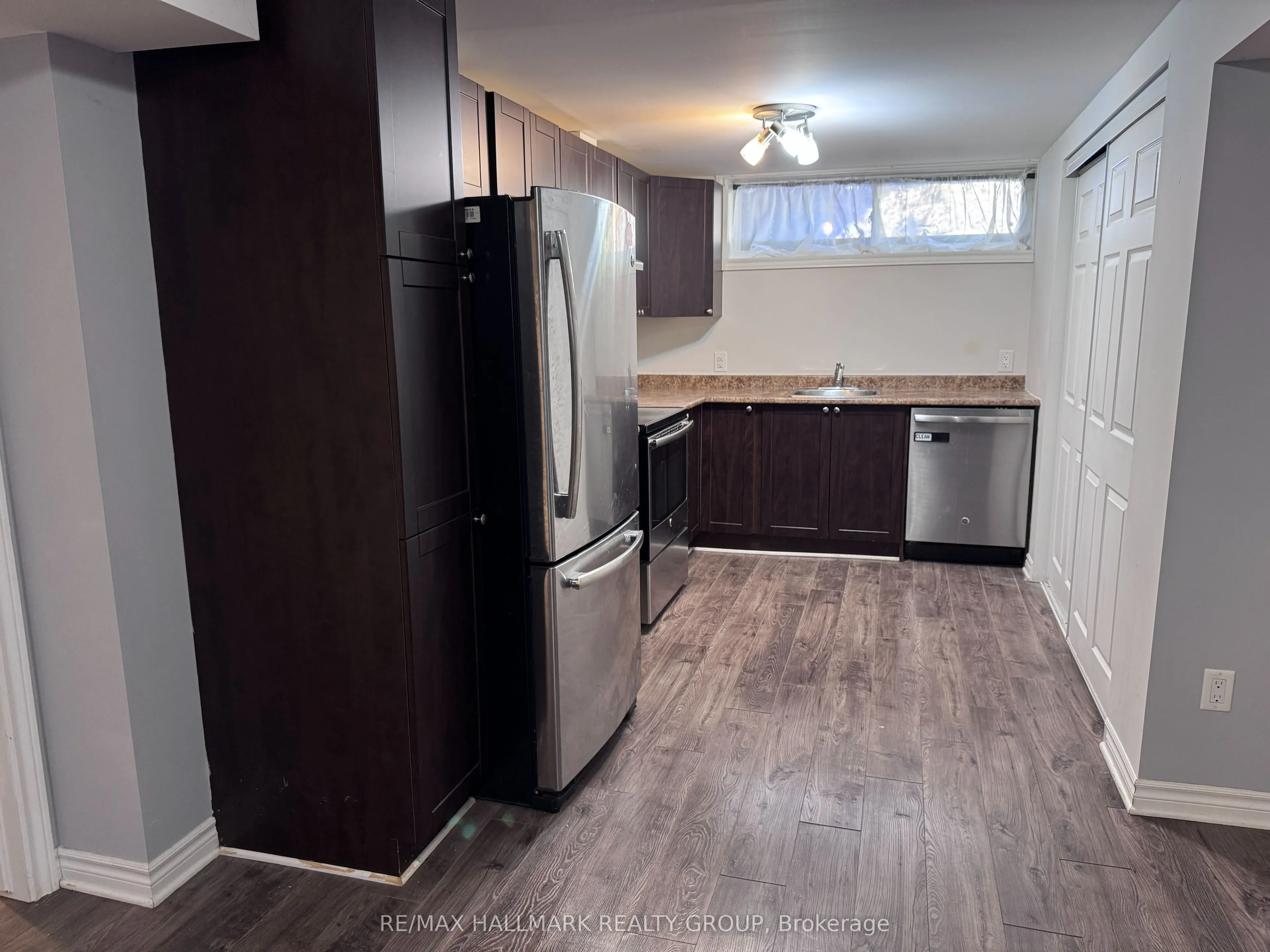 820-B WILLOW Avenue