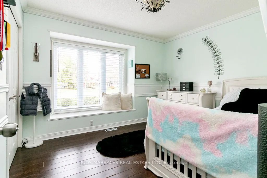 20 Meander Close