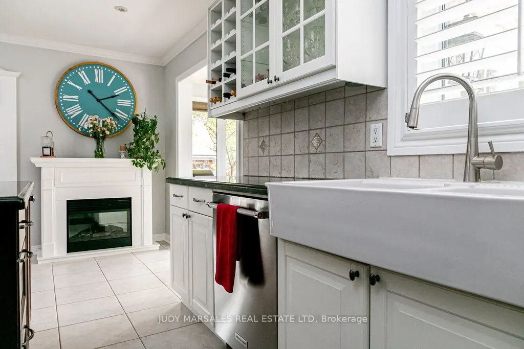 20 Meander Close