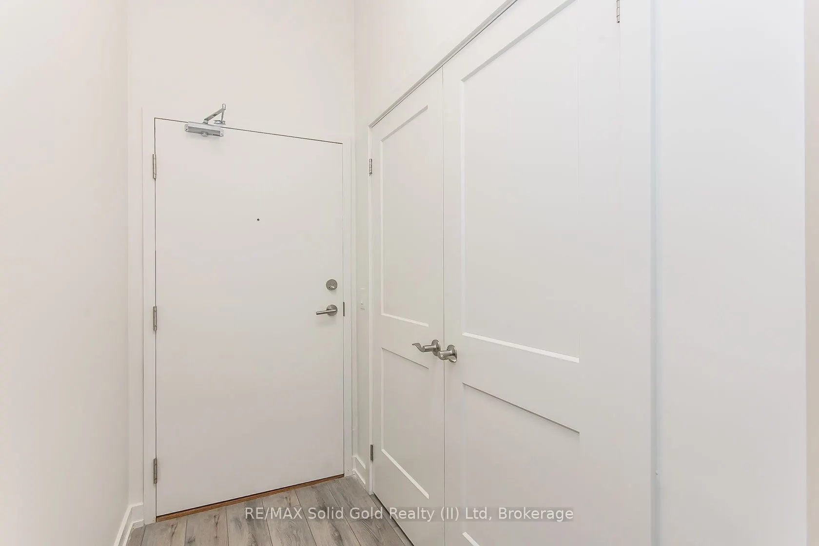 251 Northfield Drive E, #102