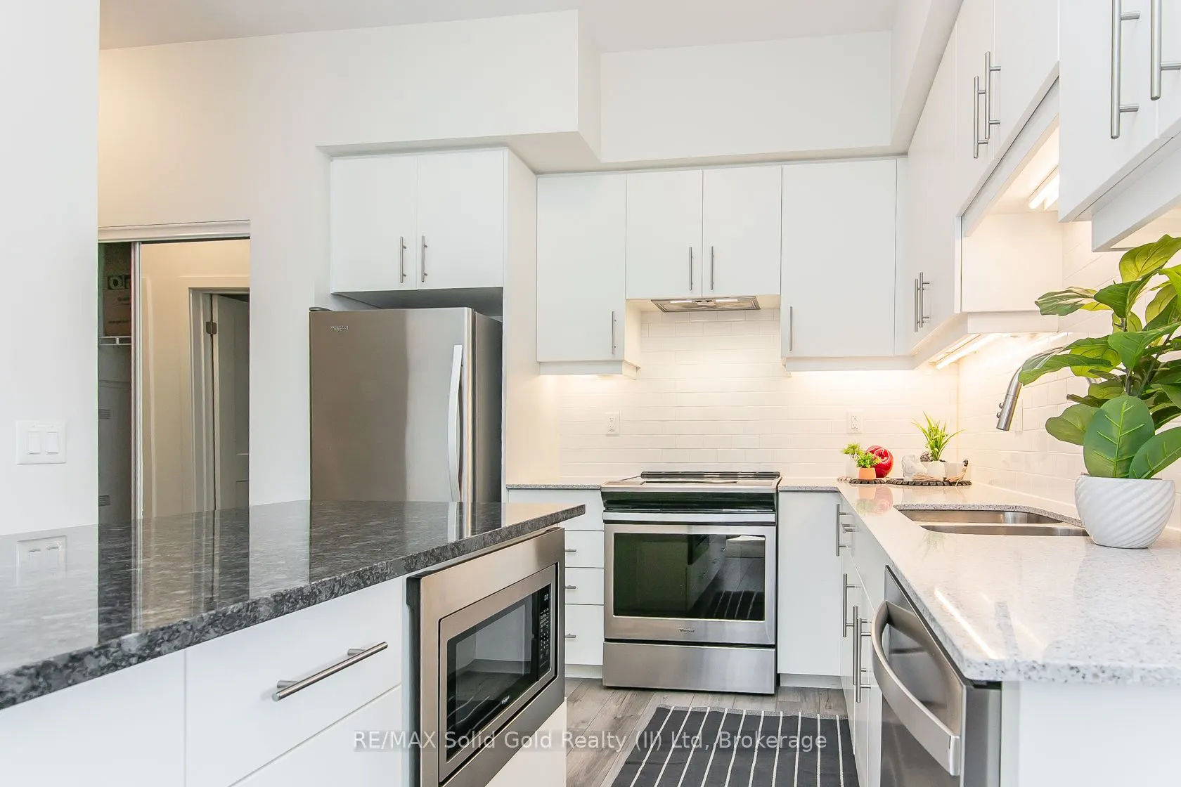251 Northfield Drive E, #102