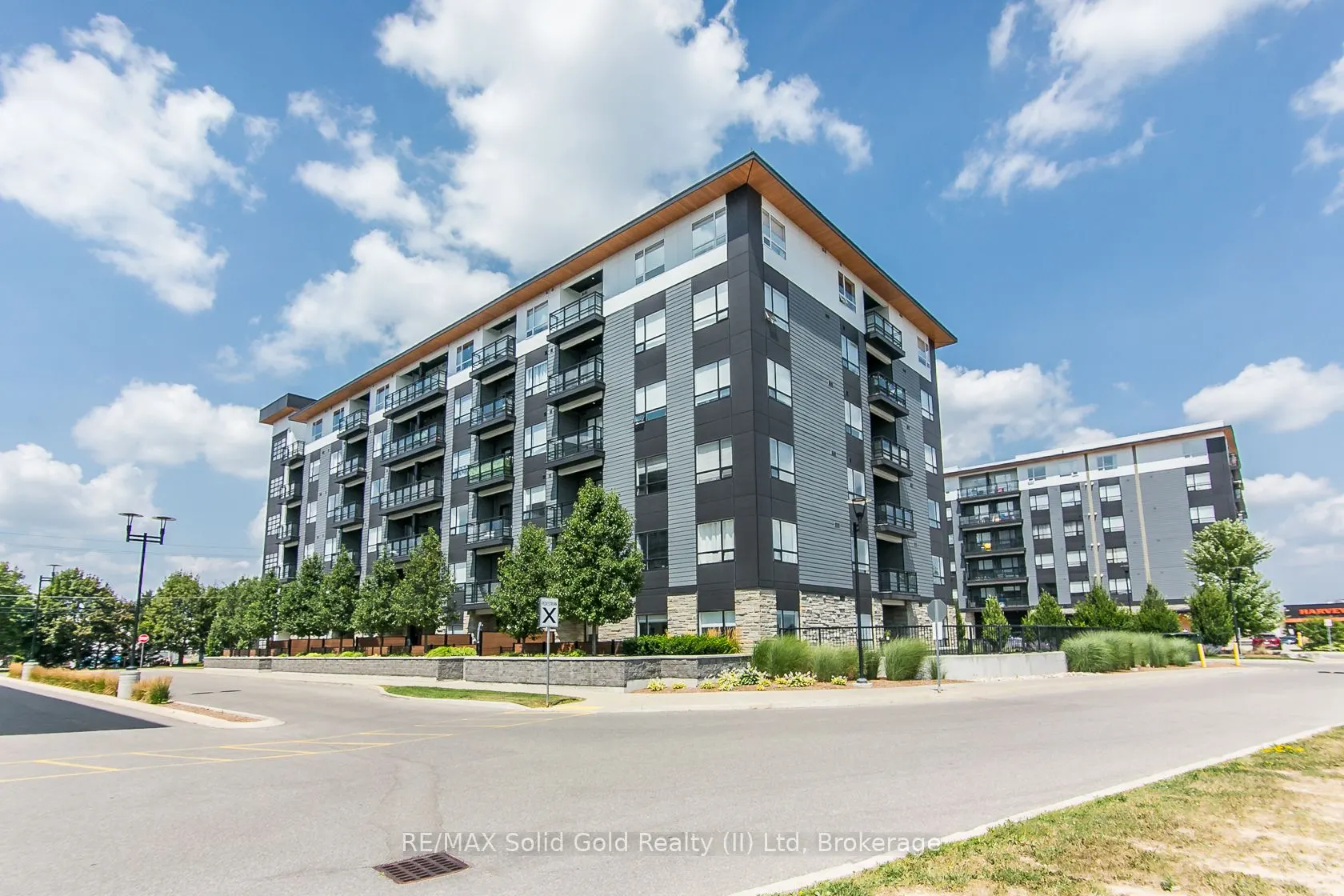 251 Northfield Drive E, #102