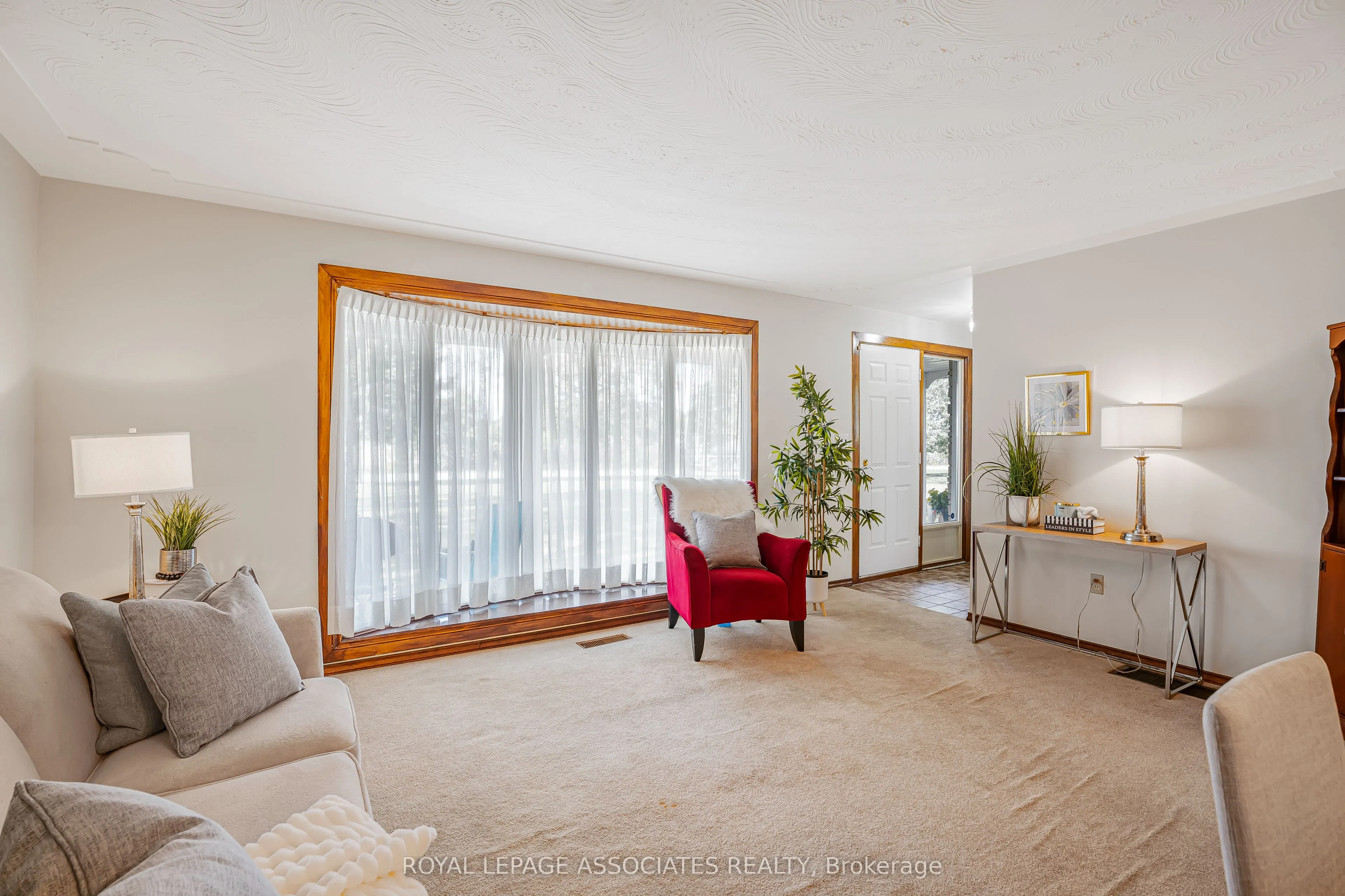 2371 Hendershot Road