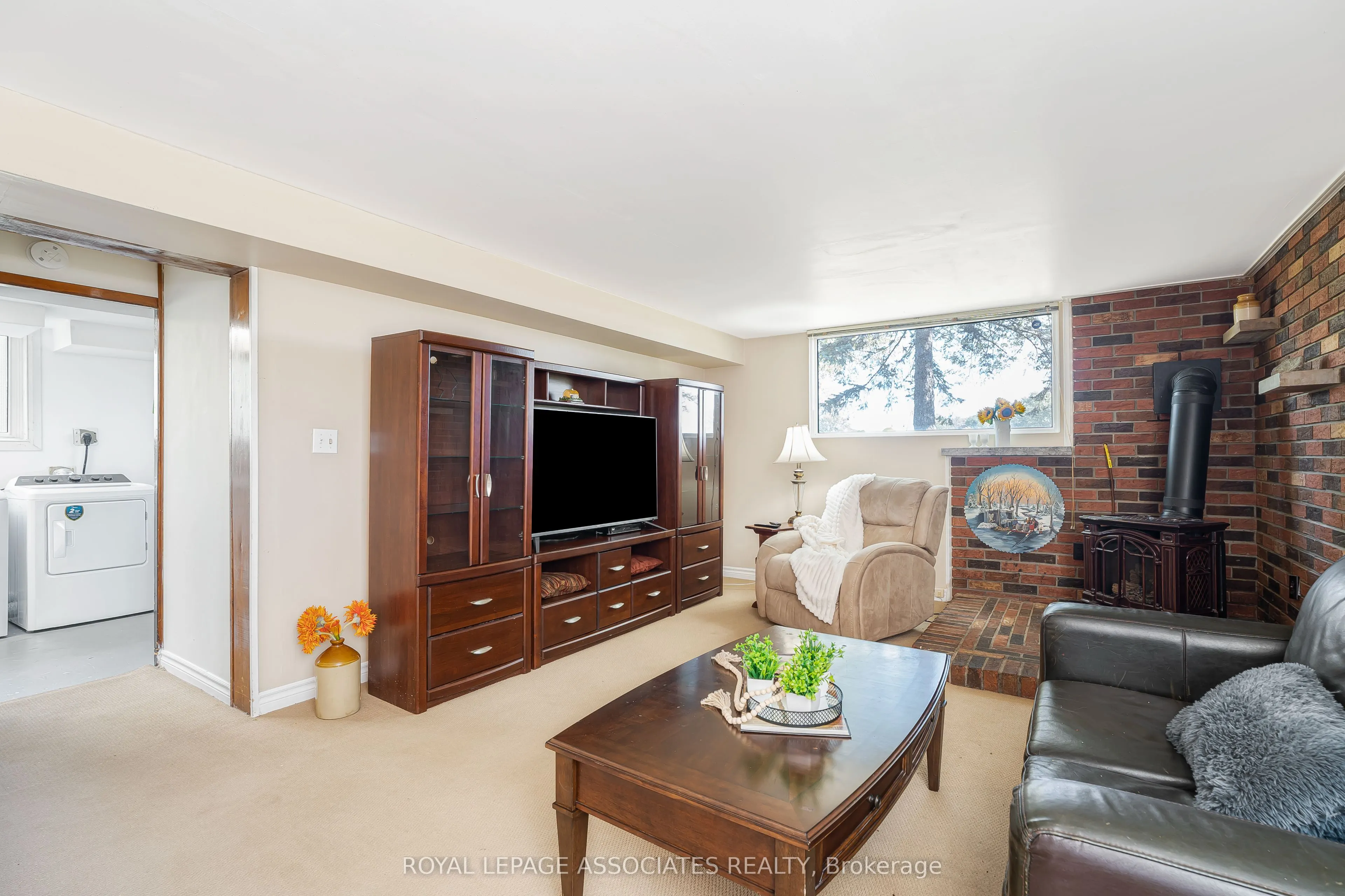 2371 Hendershot Road