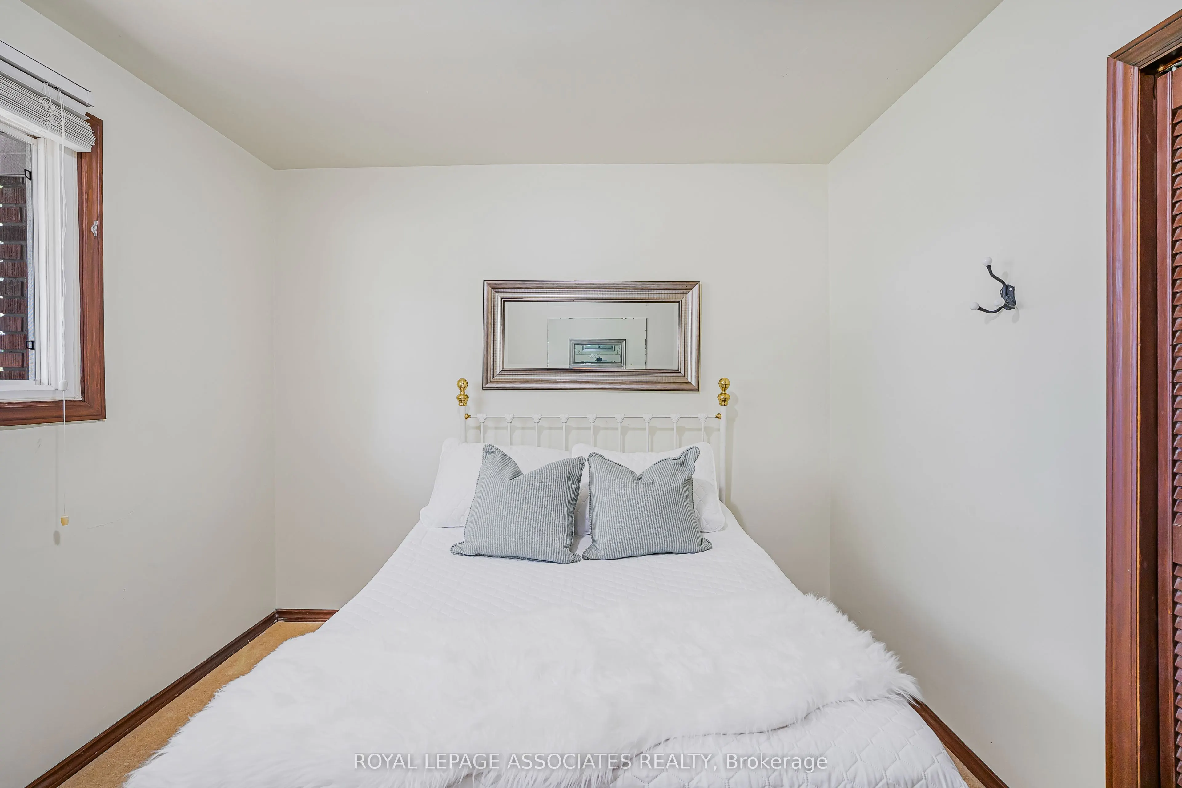 2371 Hendershot Road