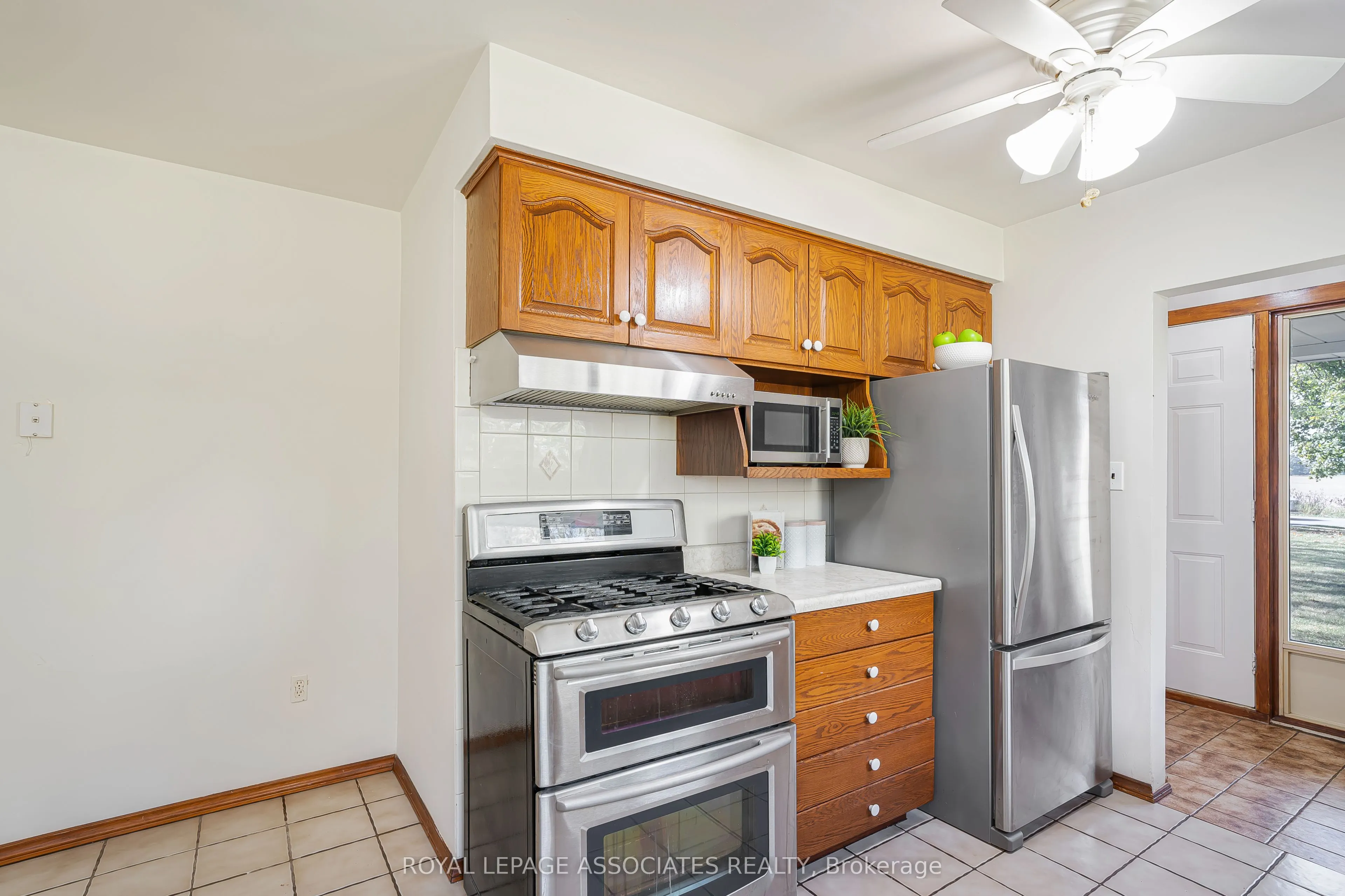 2371 Hendershot Road