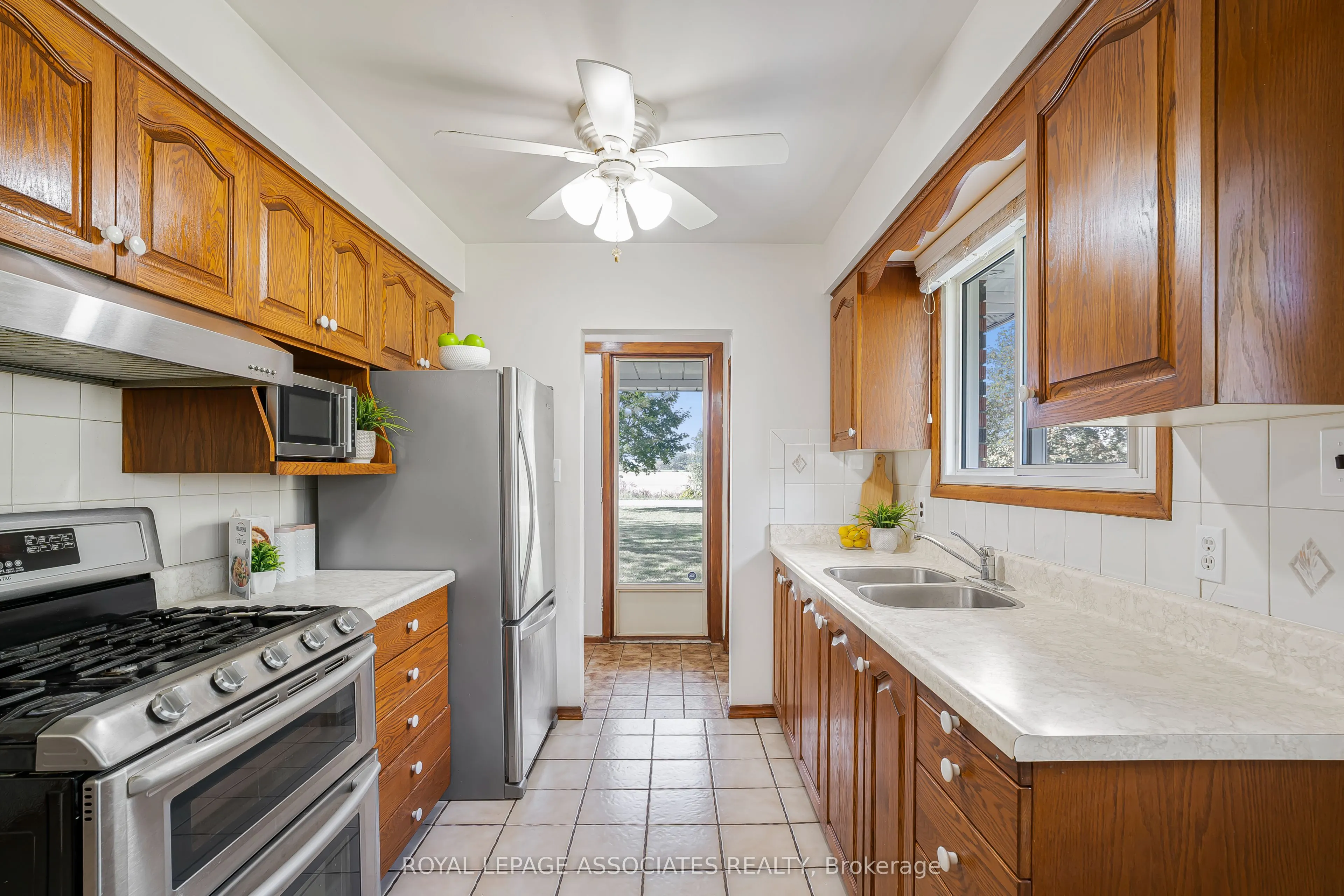 2371 Hendershot Road