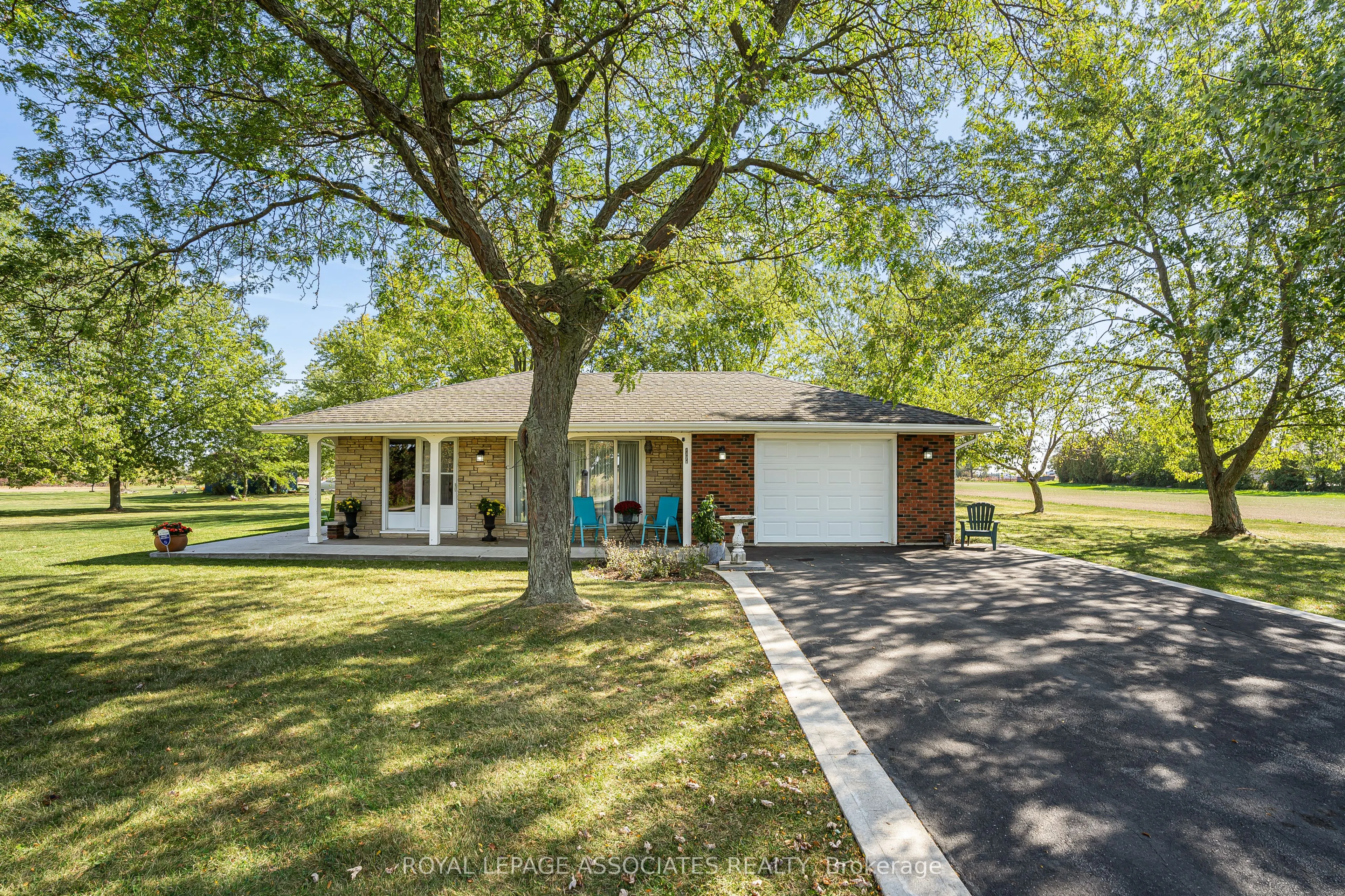 2371 Hendershot Road