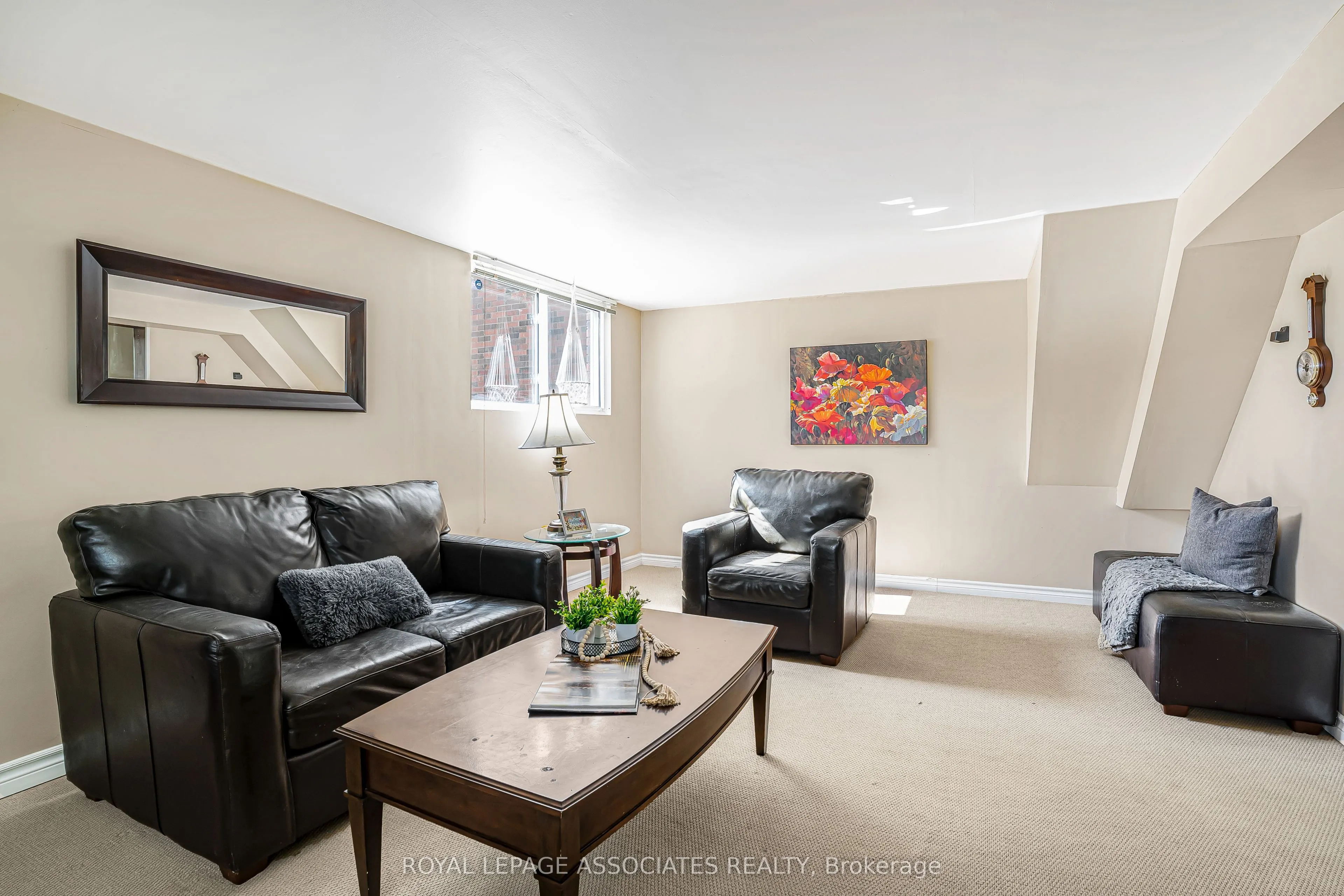 2371 Hendershot Road
