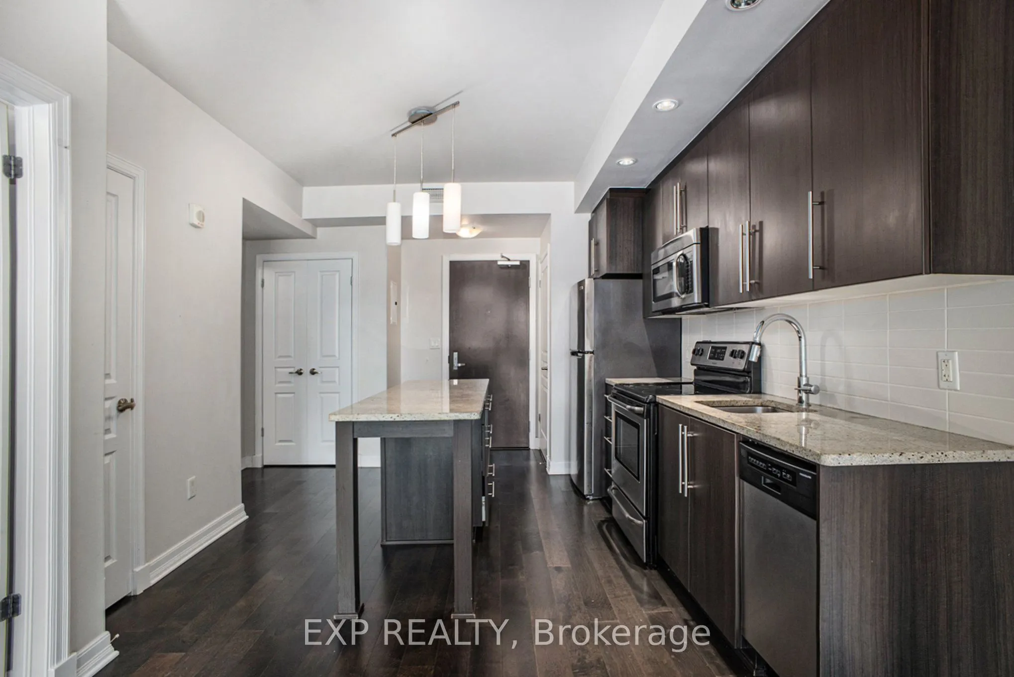 238 Besserer Street, #609