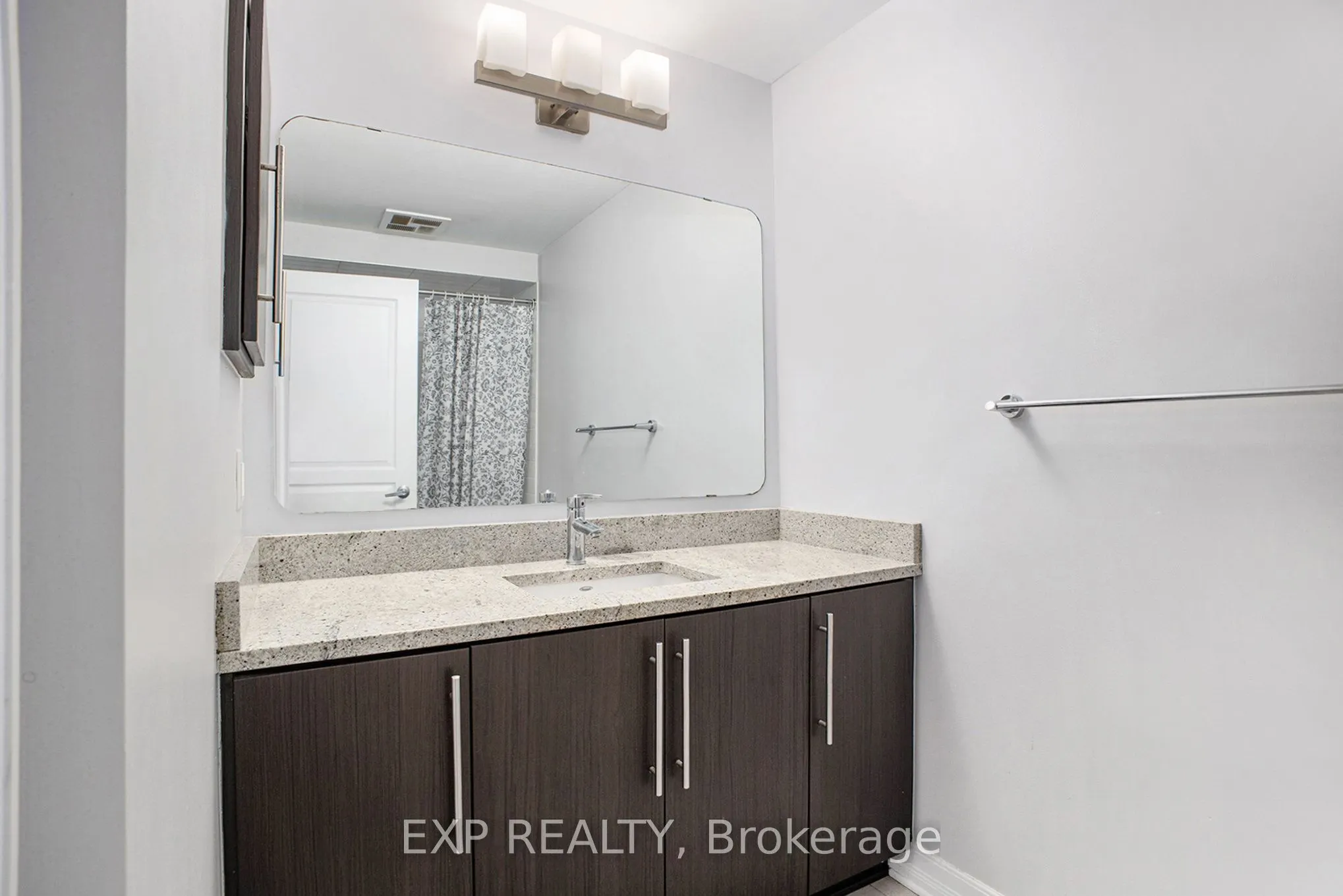 238 Besserer Street, #609