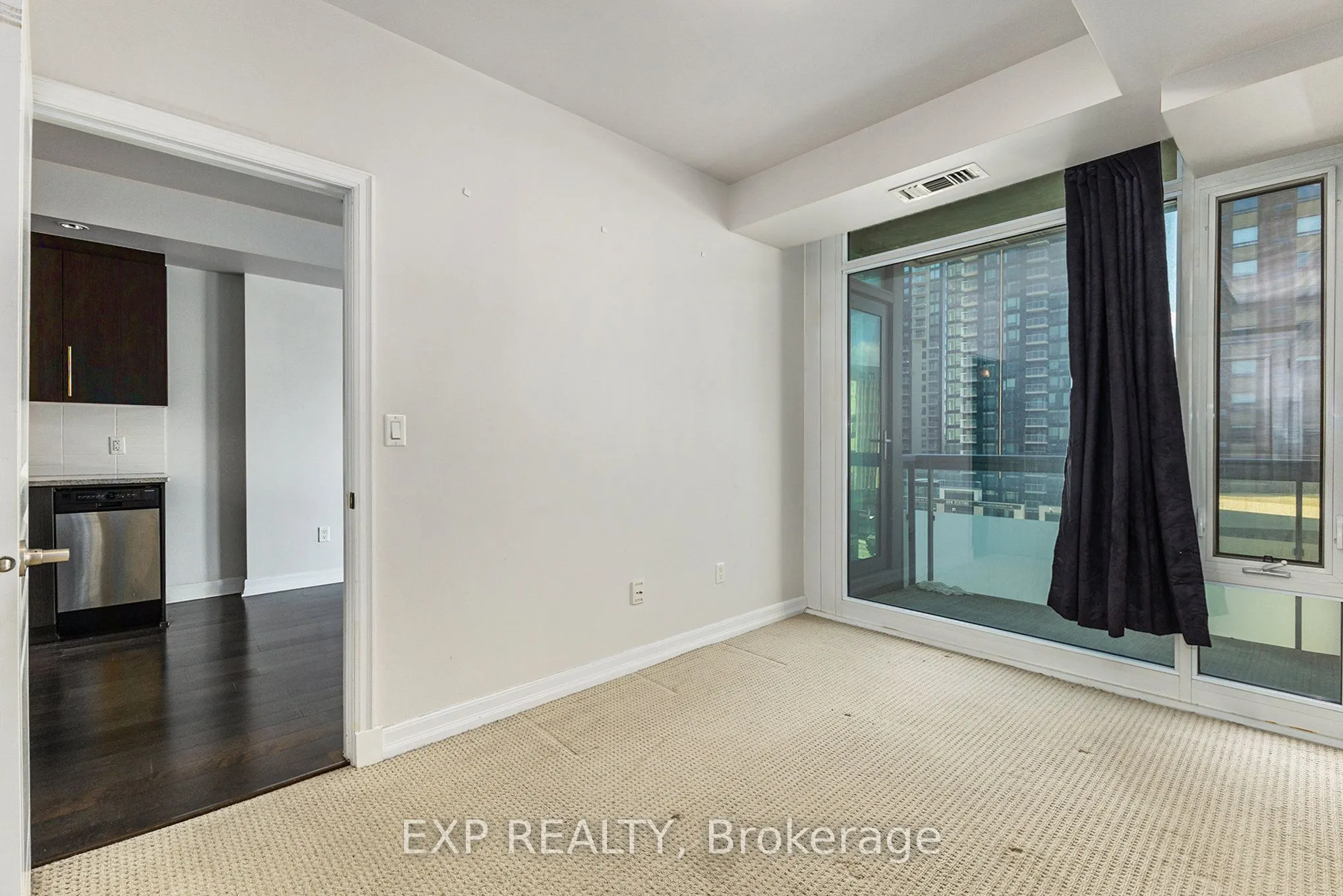 238 Besserer Street, #609