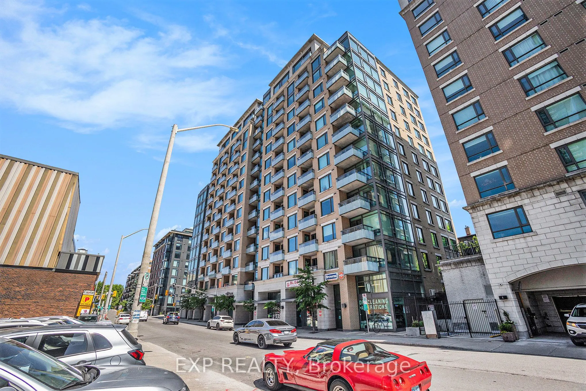 238 Besserer Street, #609