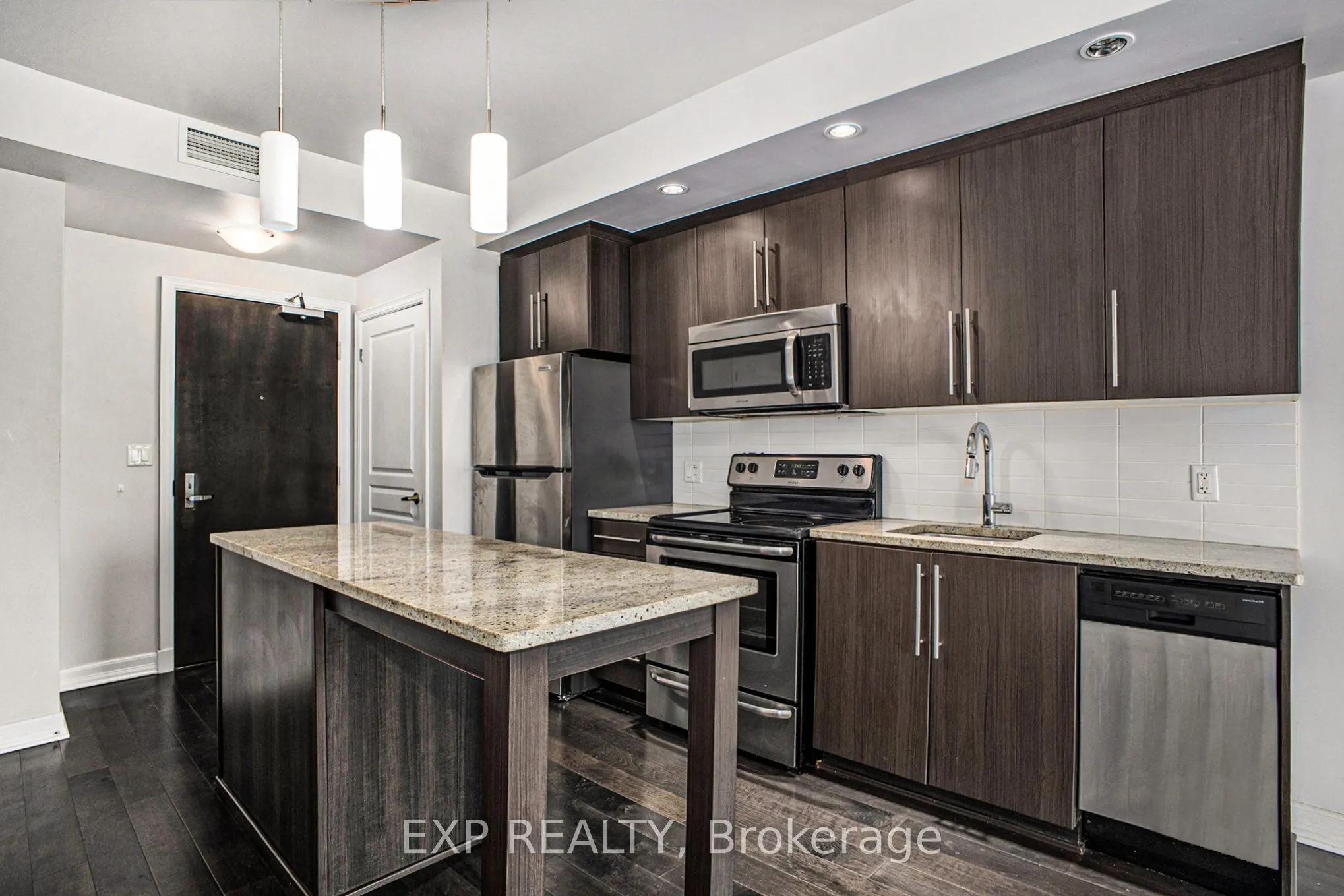 238 Besserer Street, #609