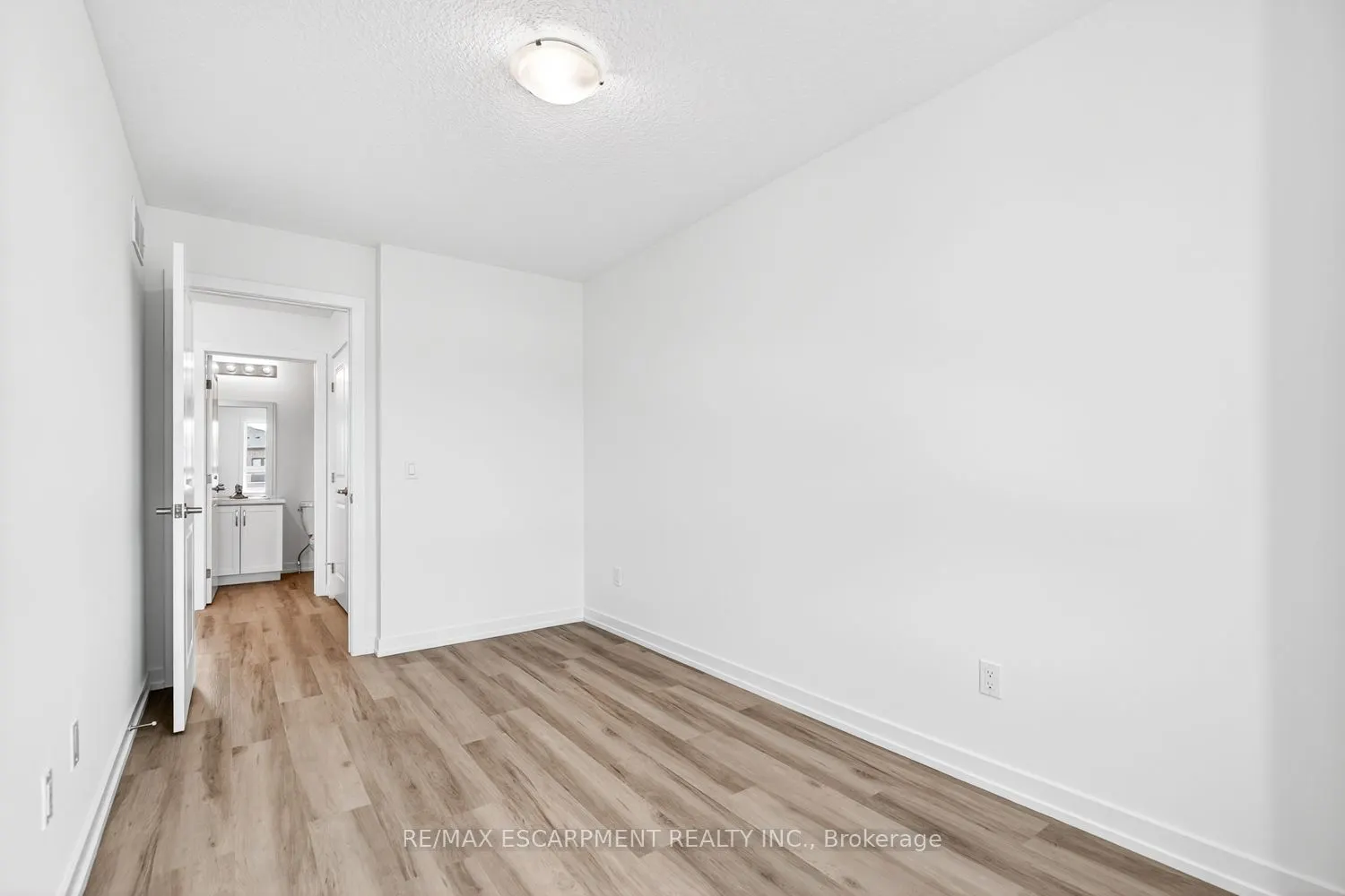 70 Kenesky Drive, #37