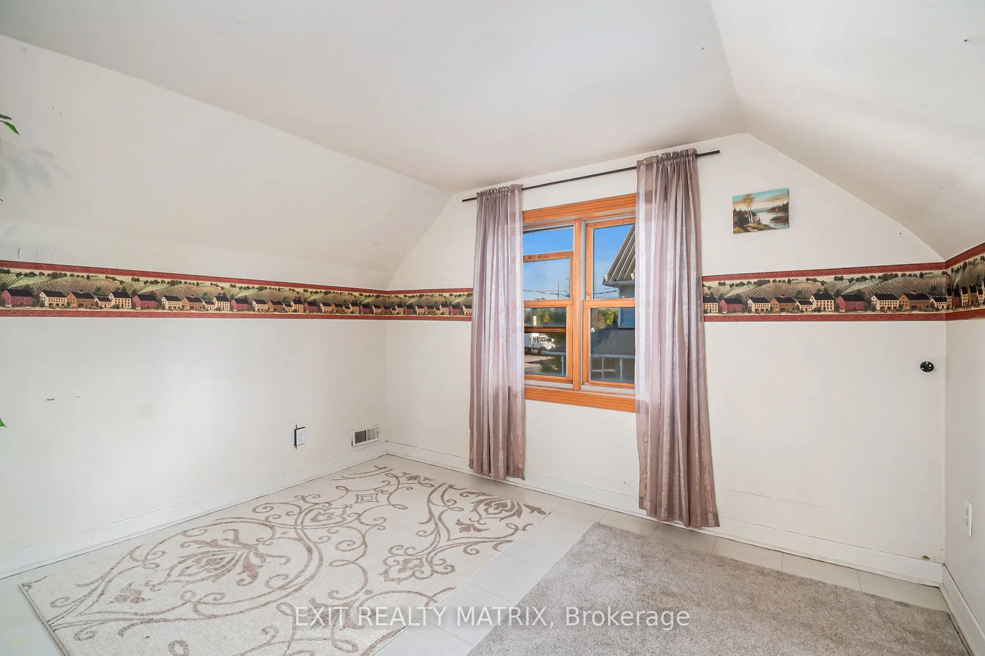3498 Sarsfield Road