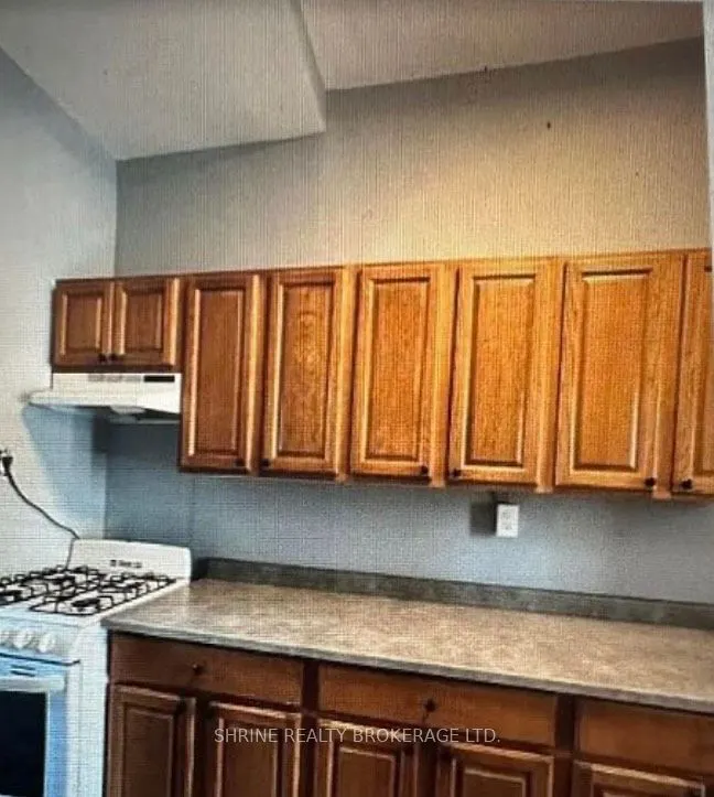 106 Kent Street W, #1
